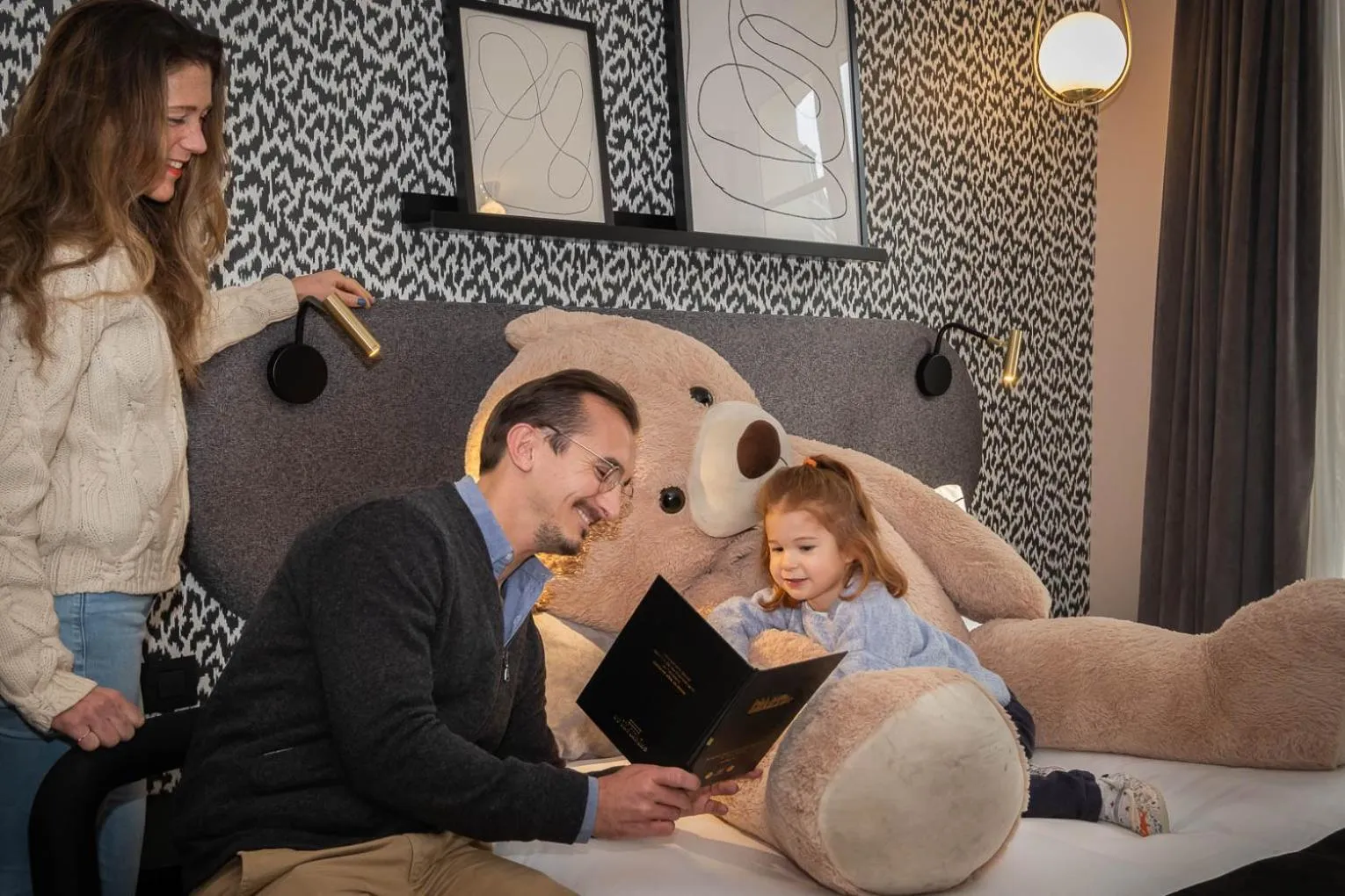 Family in Hôtel Palais De Chaillot