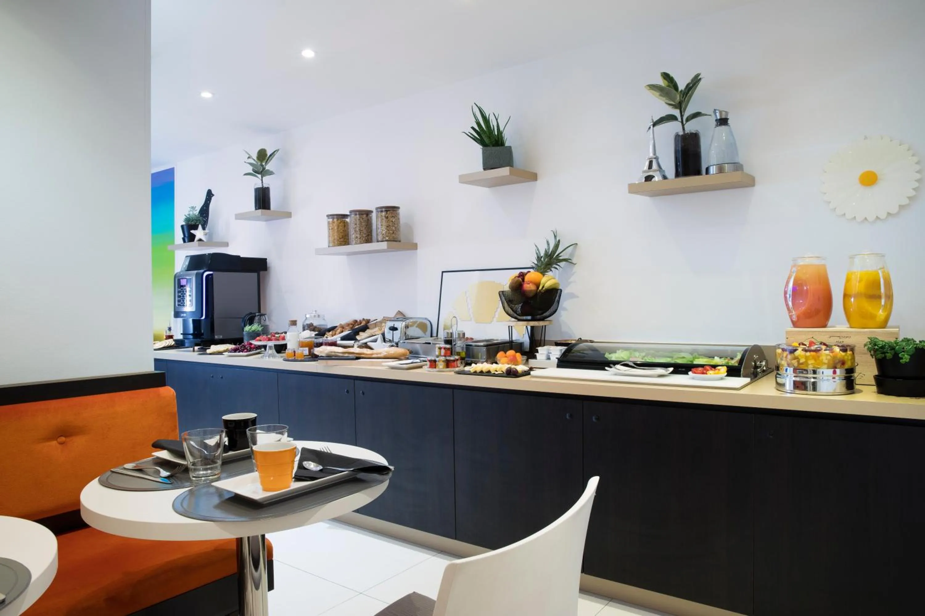 Breakfast in Hôtel Palais De Chaillot