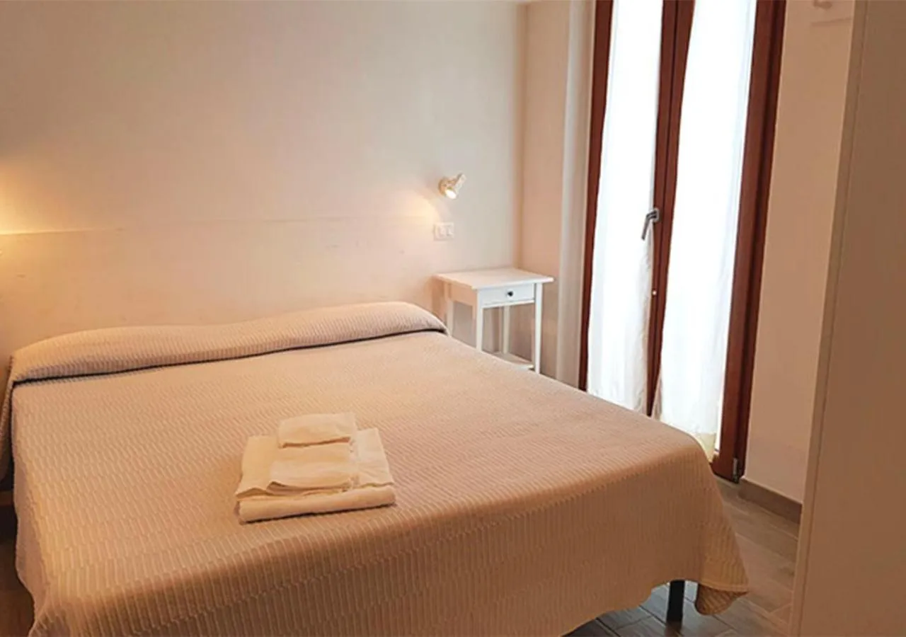 Sea view, Bed in Hotel Villa Rita