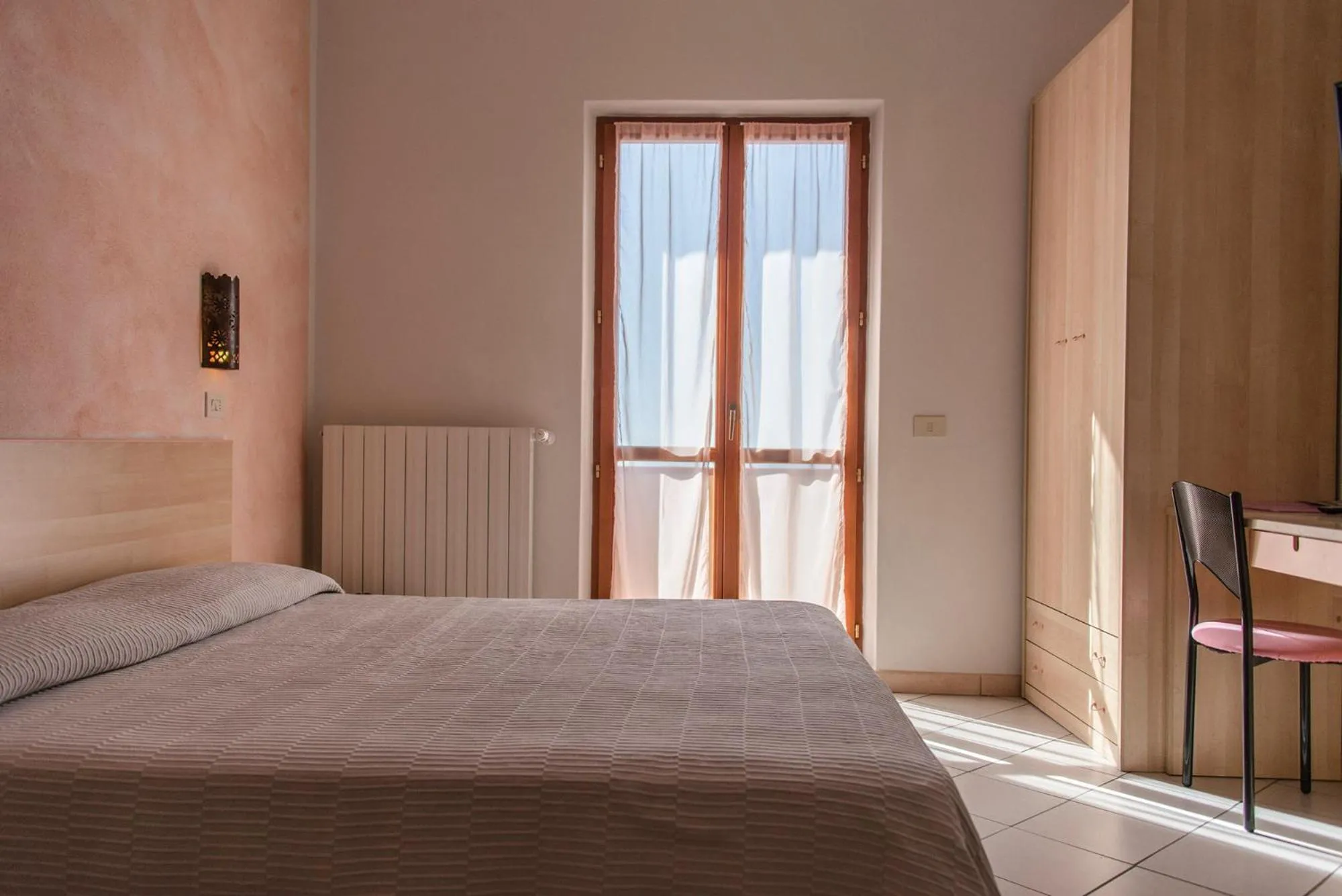 Sea view, Bed in Hotel Villa Rita