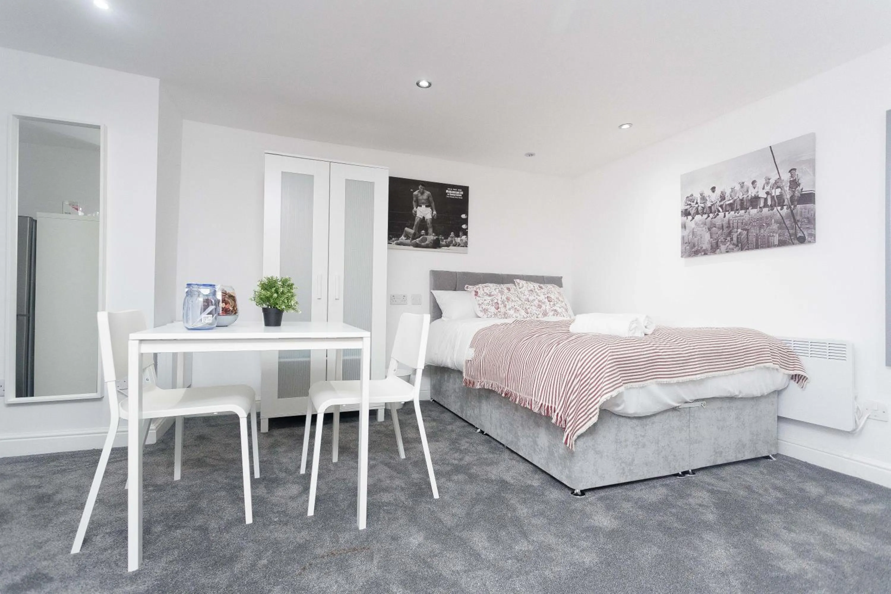 Bedroom, Bed in Leeds House