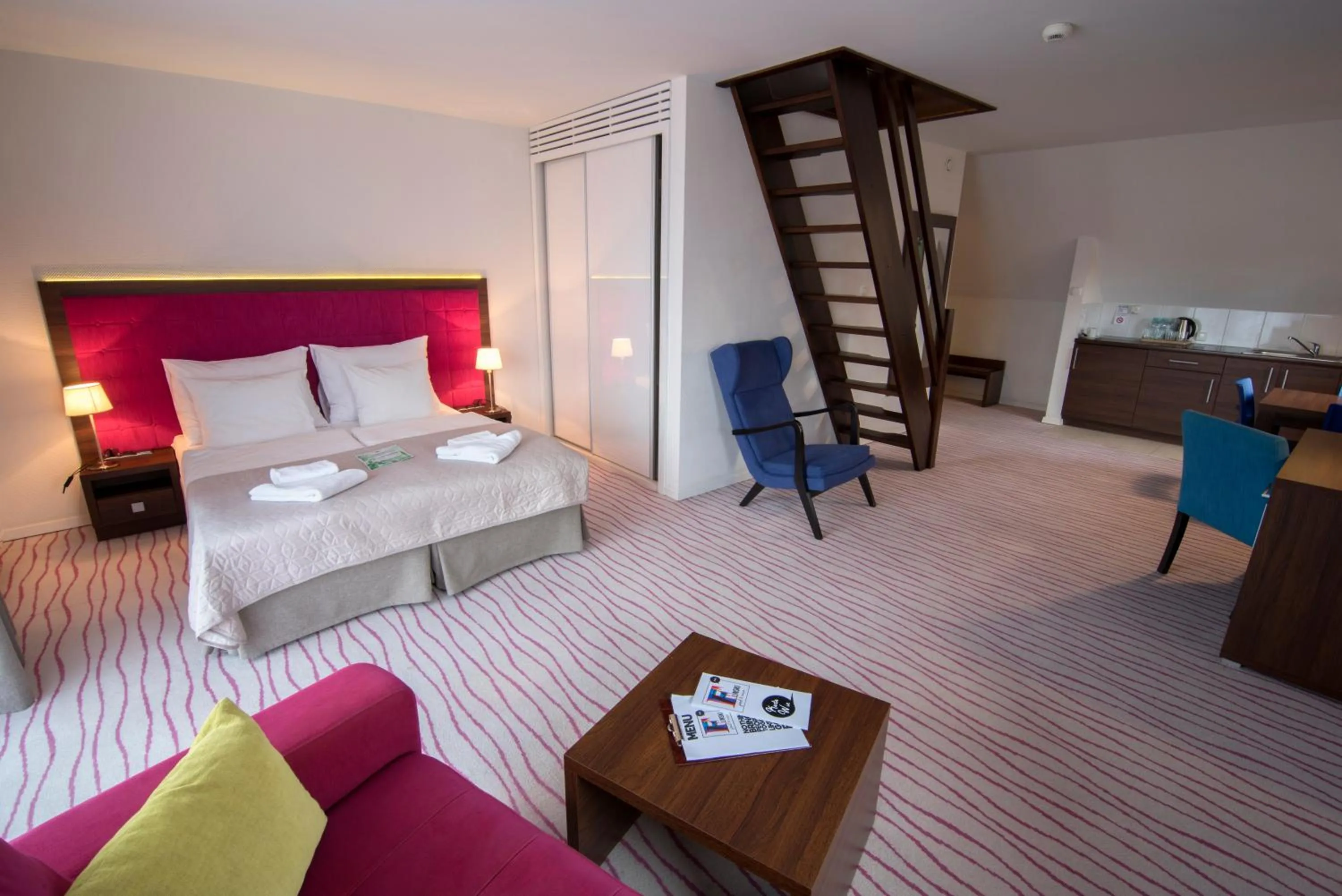 Bed in Flinski Sport X SPA, Boutique X Art