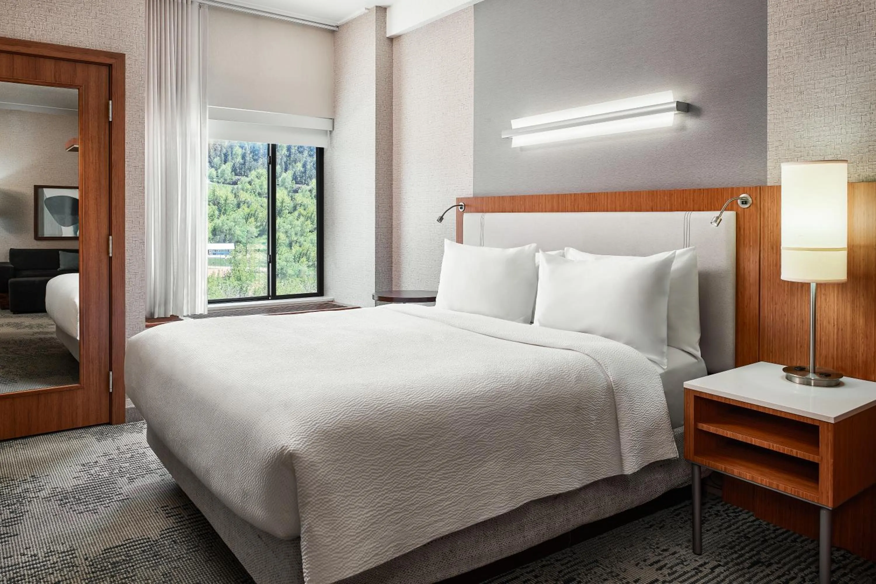 Bedroom, Bed in SpringHill Suites by Marriott Deadwood