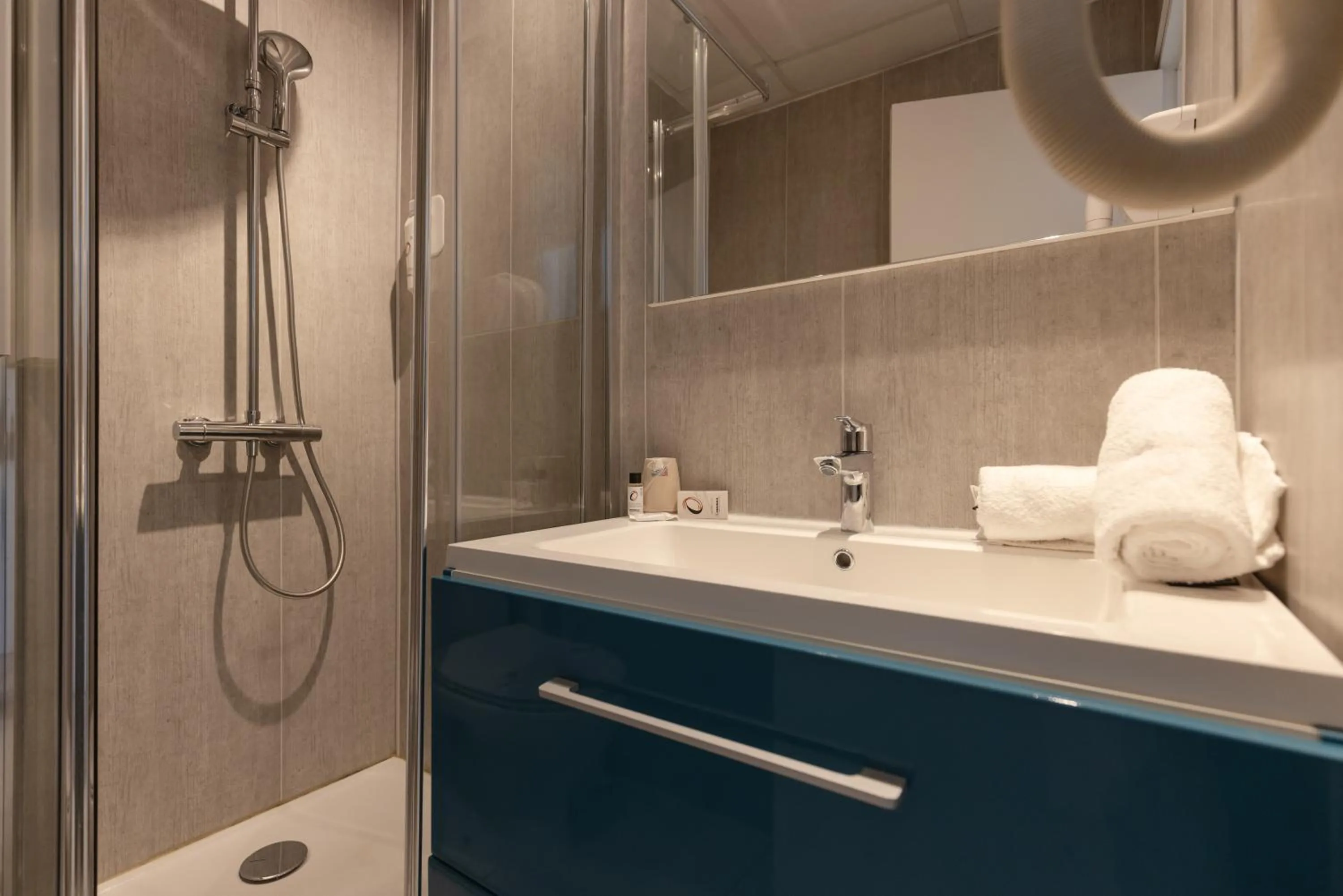 Property building in The Originals City, Hôtel de Bordeaux, Bergerac centre