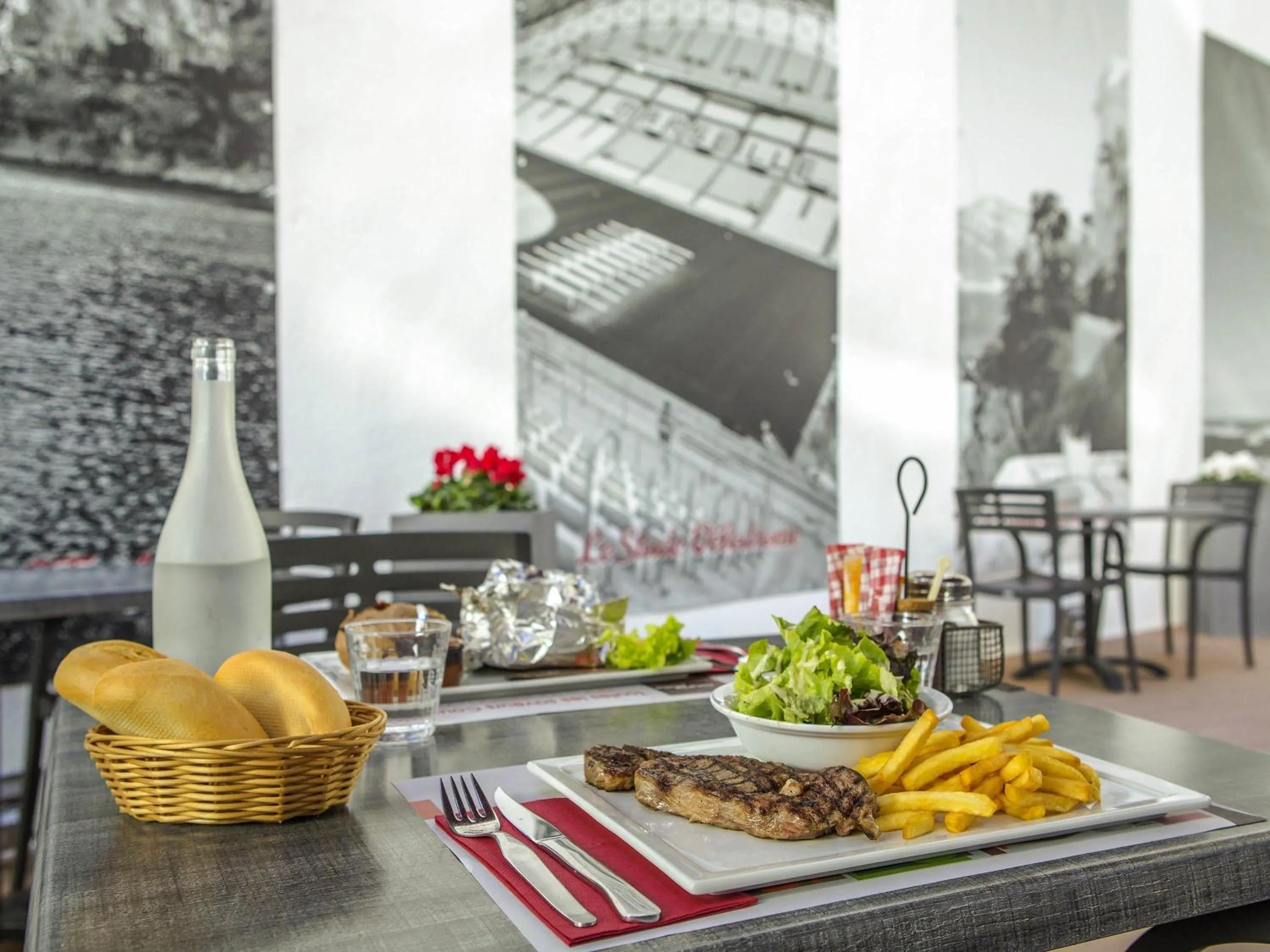 Other in ibis Marseille Timone