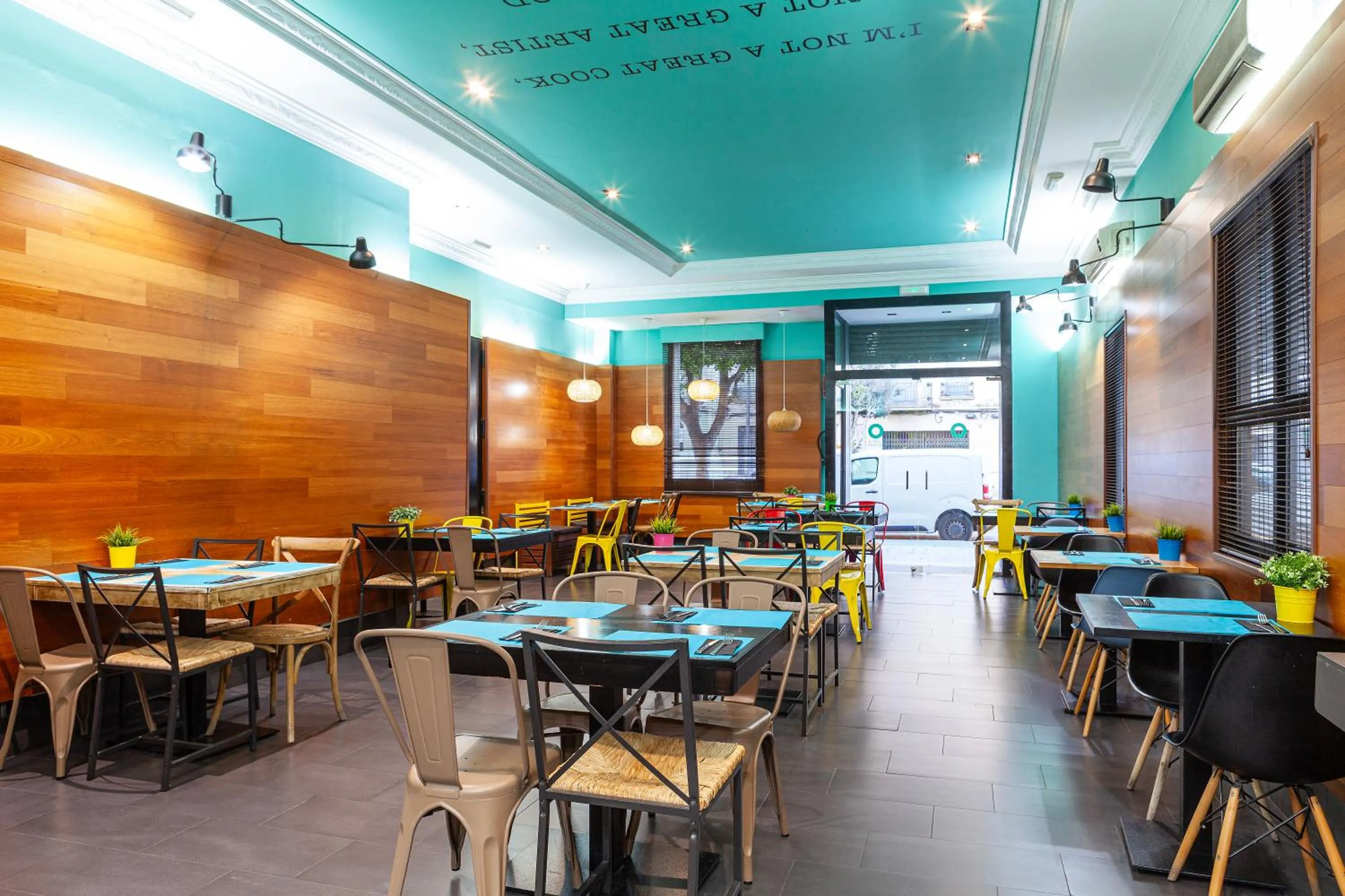 Breakfast in Olympia Consul del Mar