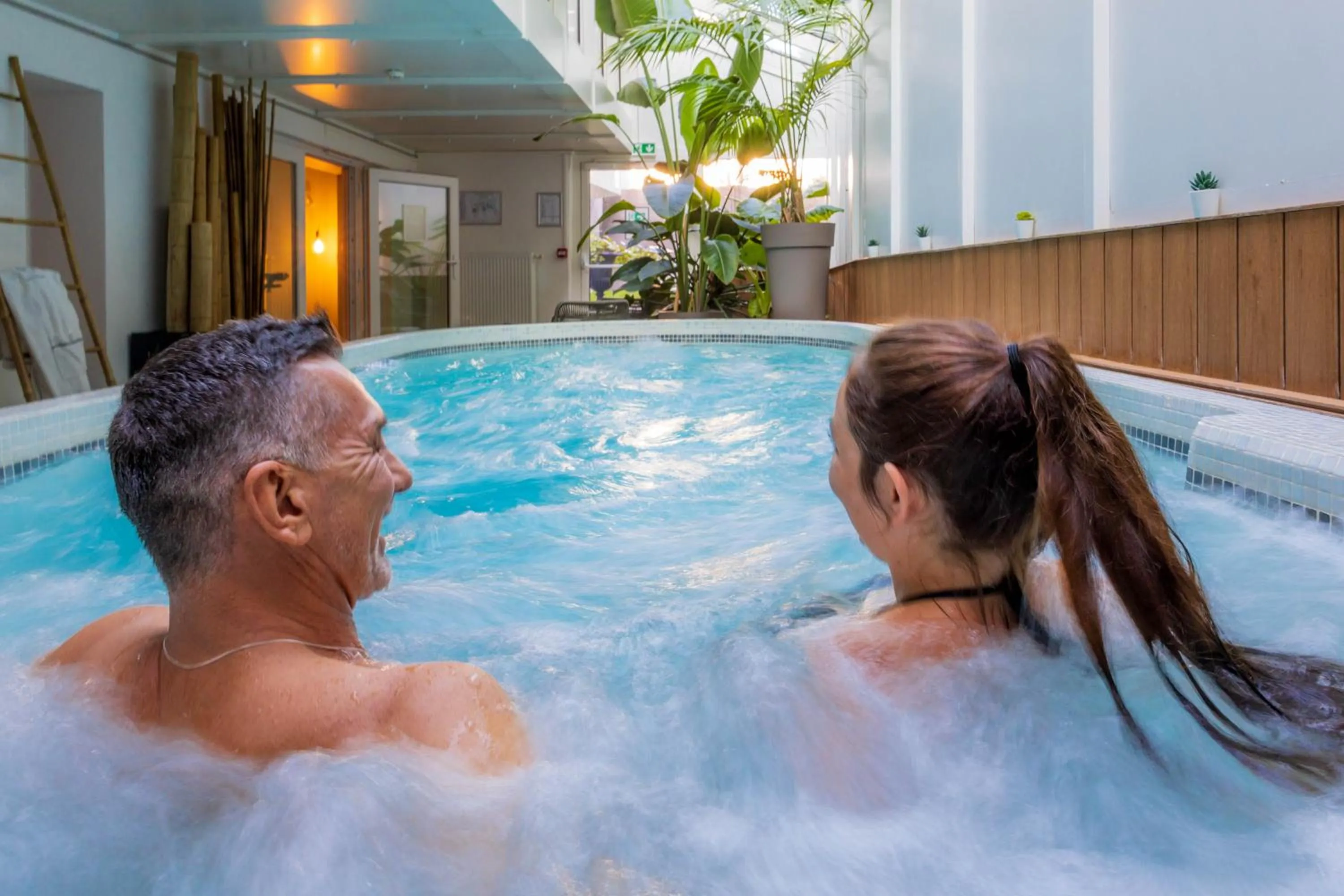 Spa and wellness centre/facilities in Hôtel Garrigae Villa La Florangerie - SPA & Piscine