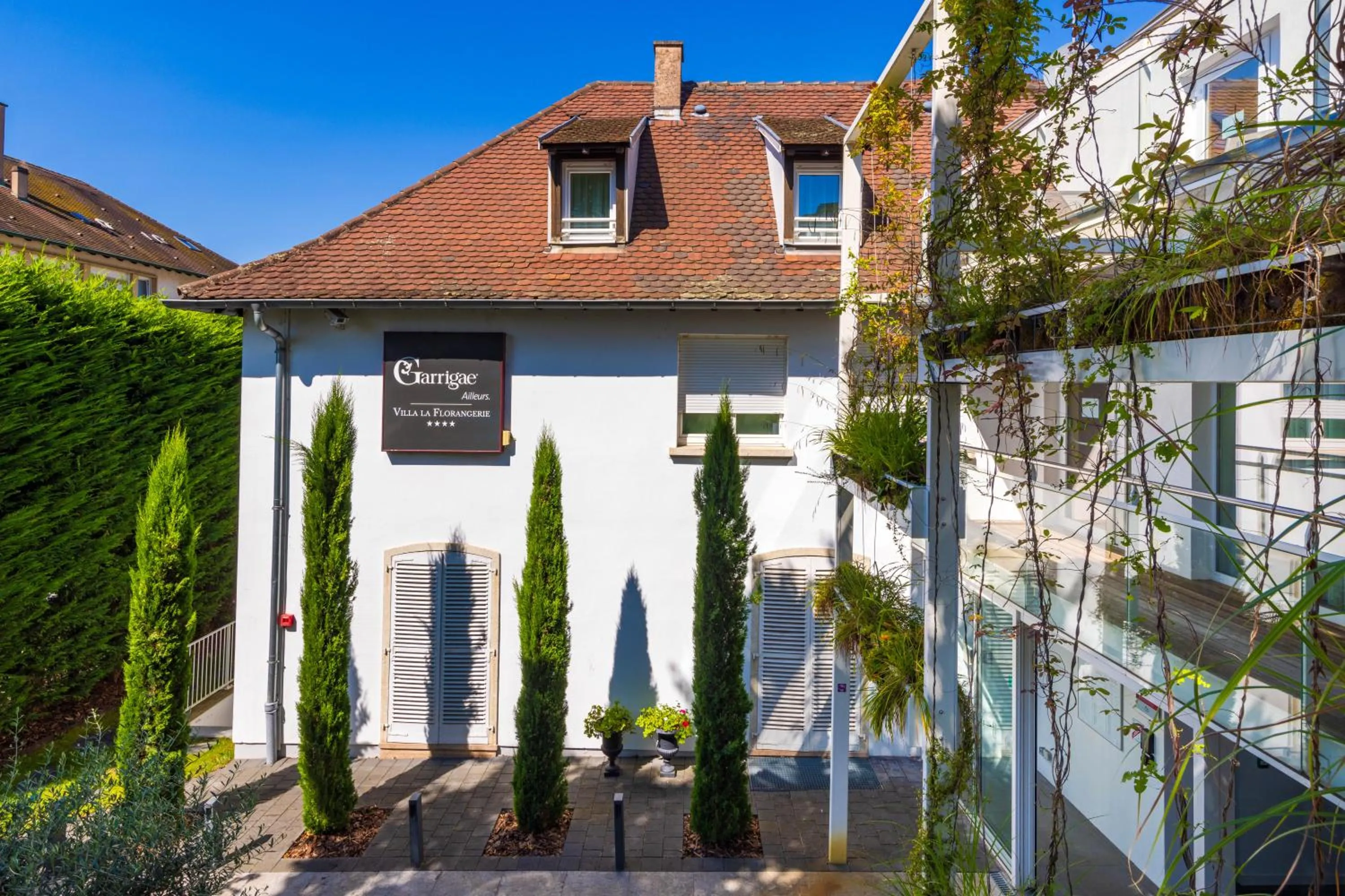 Property building in Hôtel Garrigae Villa La Florangerie - SPA & Piscine