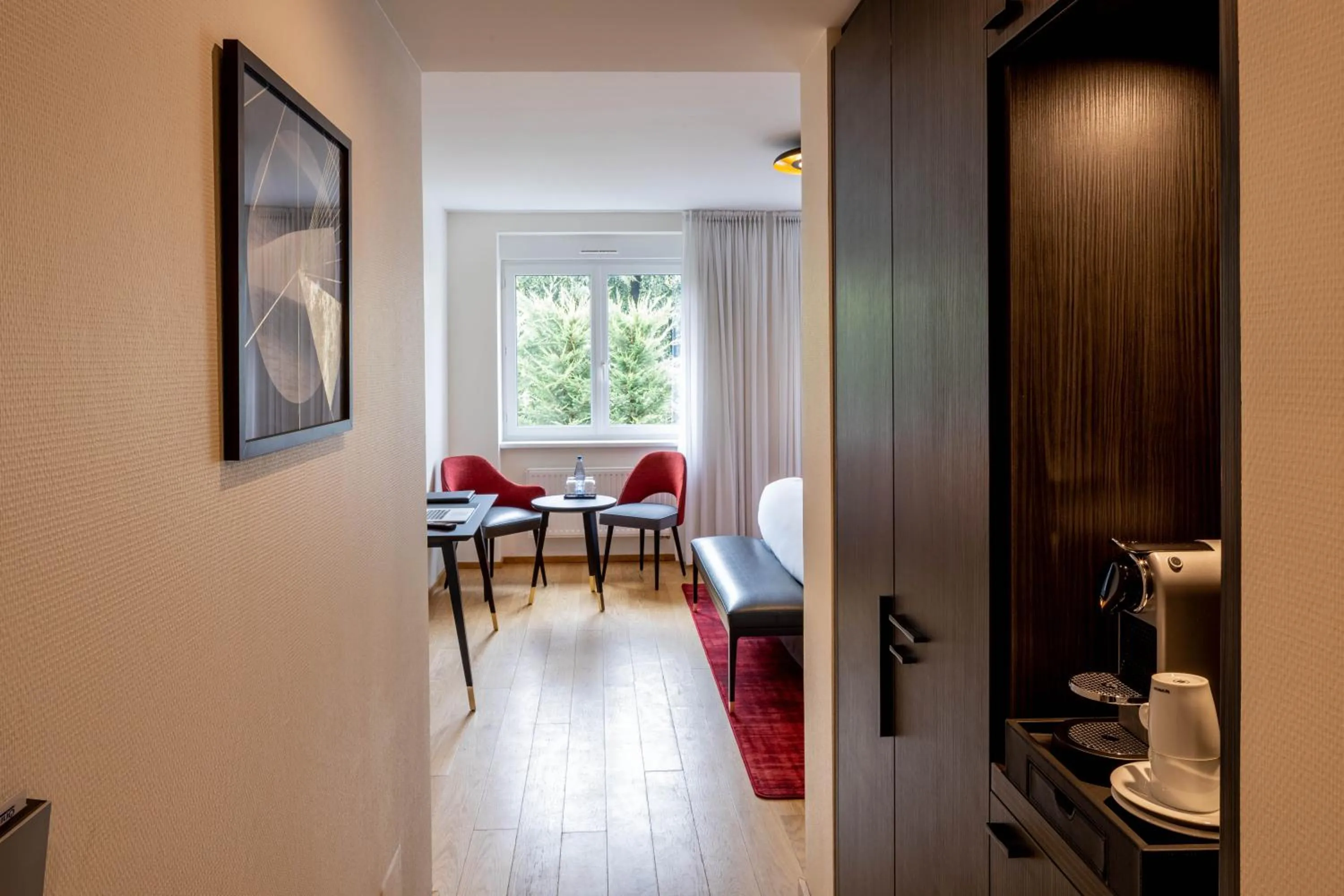 Coffee/tea facilities in Hôtel Garrigae Villa La Florangerie - SPA & Piscine