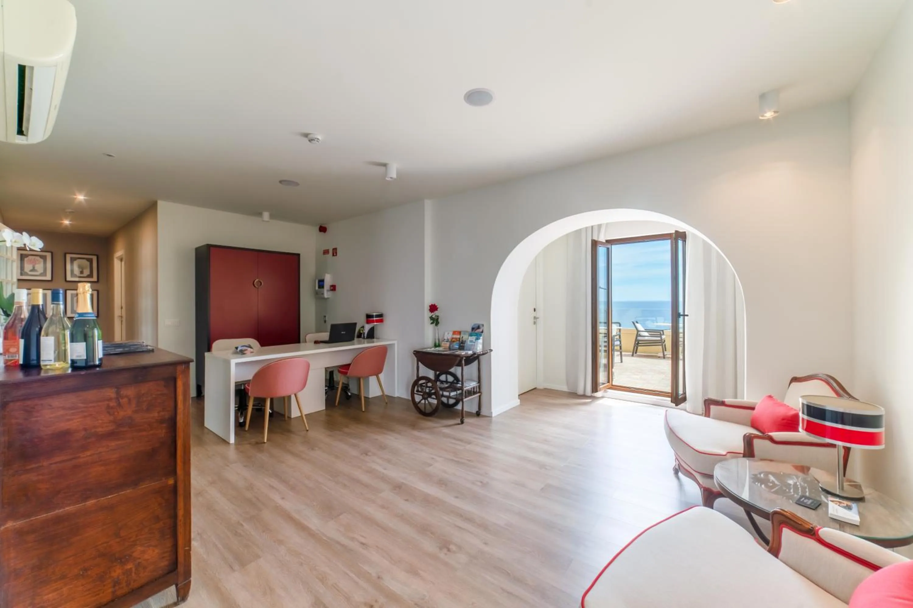 Lobby or reception in Castelo Guest House