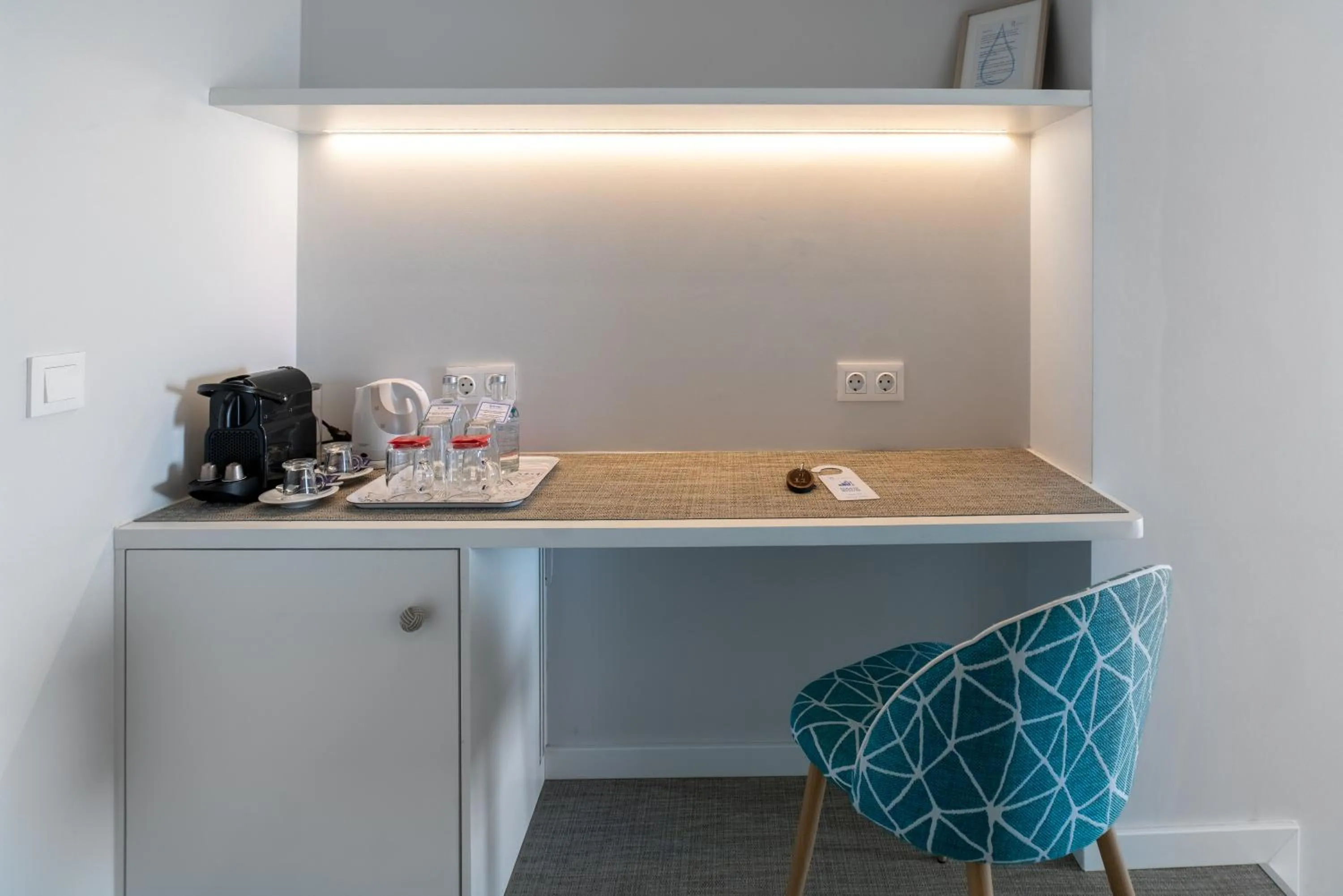 Coffee/tea facilities in Castelo Guest House