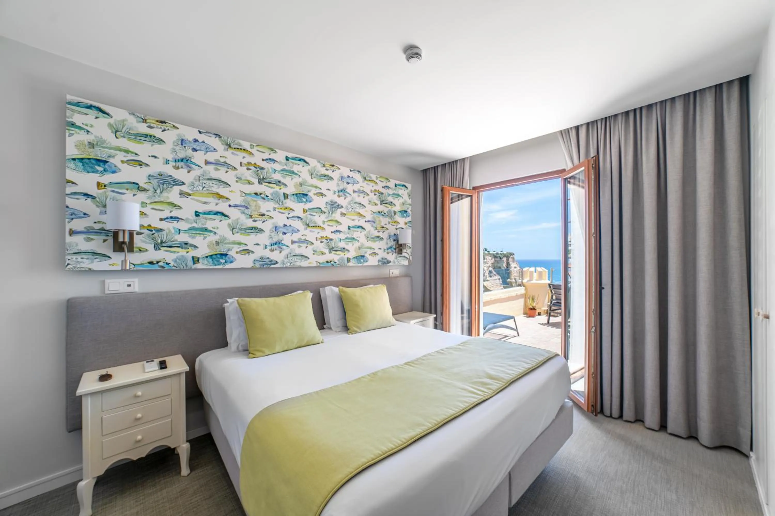 Bedroom, Bed in Castelo Guest House