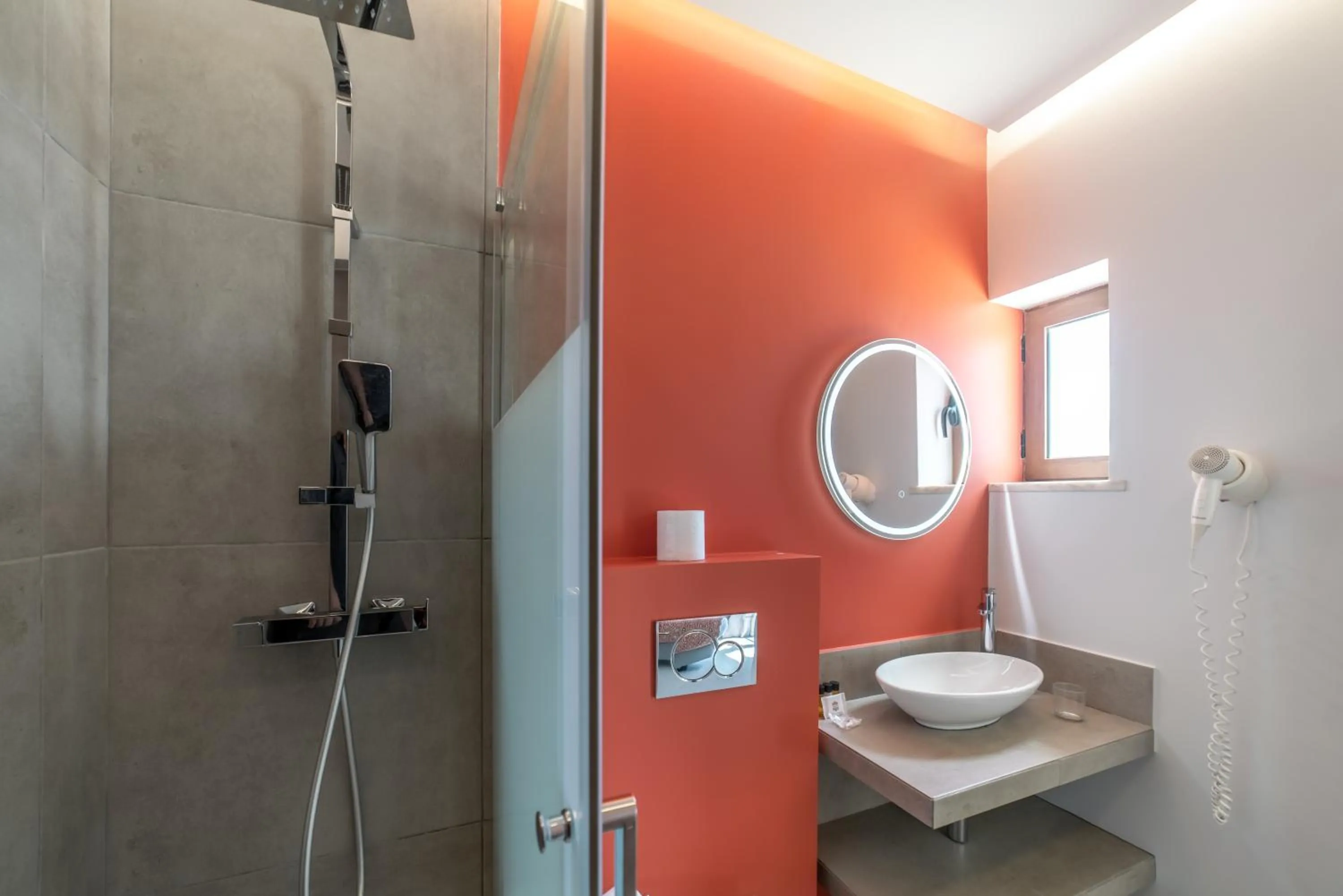 Toilet in Castelo Guest House