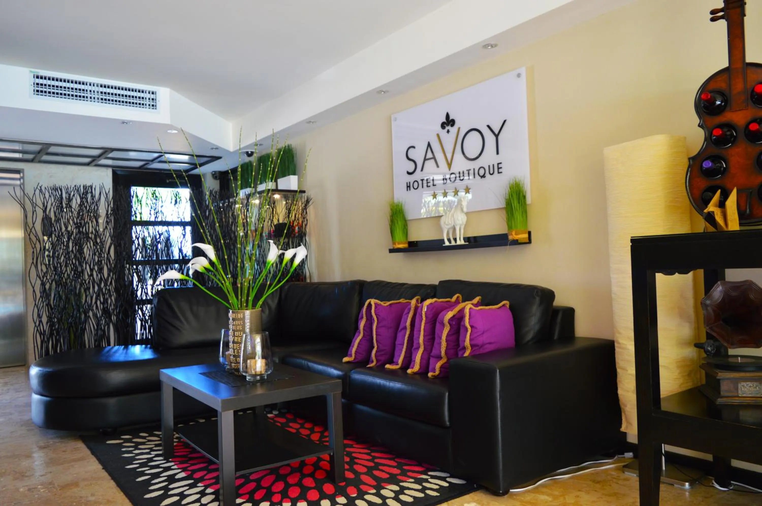 Lobby or reception in Savoy Hotel Boutique