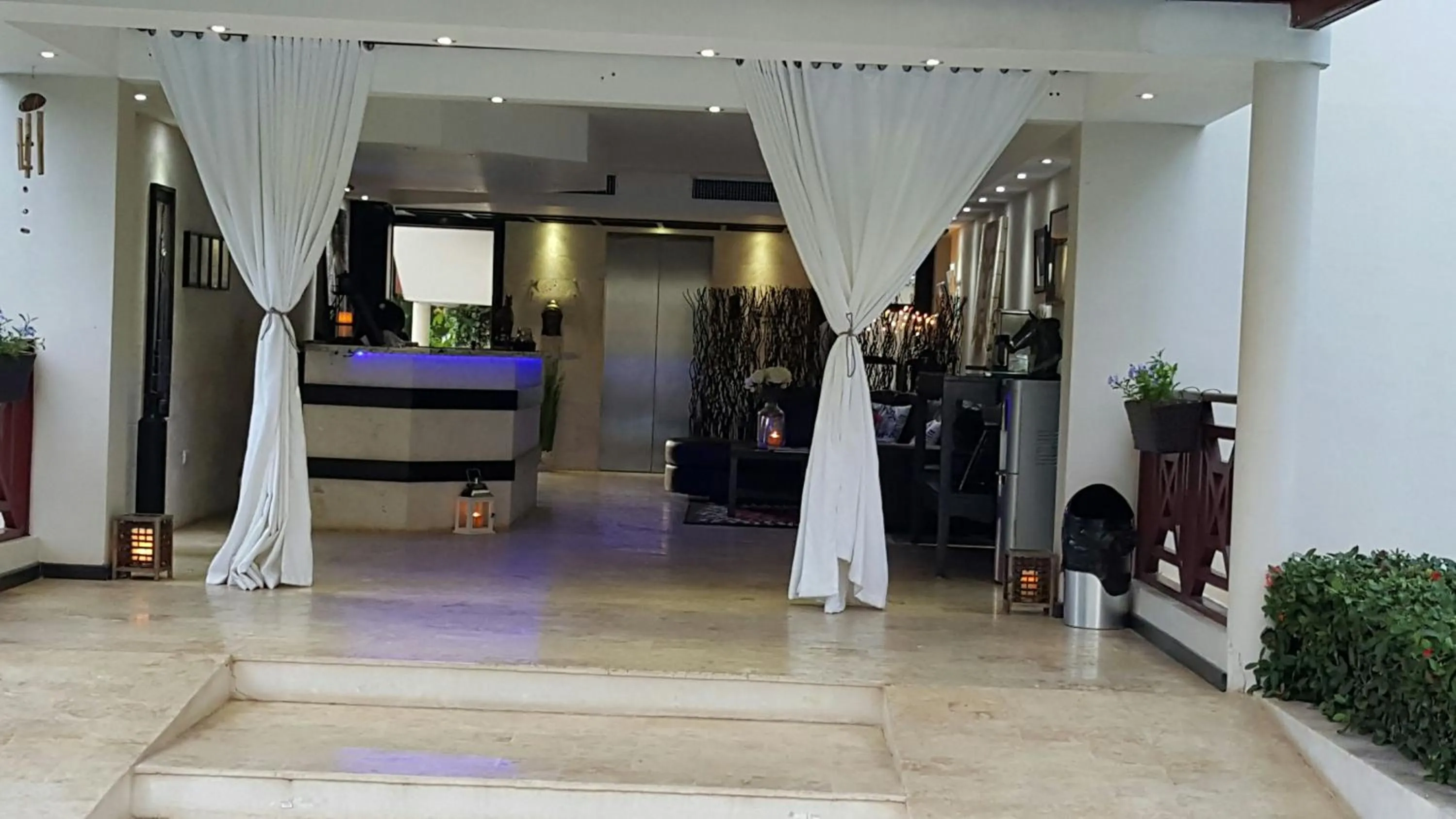 Lobby or reception in Savoy Hotel Boutique