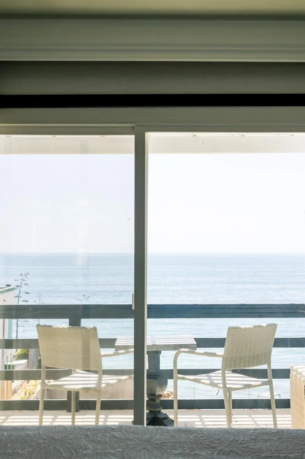 Balcony/Terrace in Seaside Laguna Inn & Suites