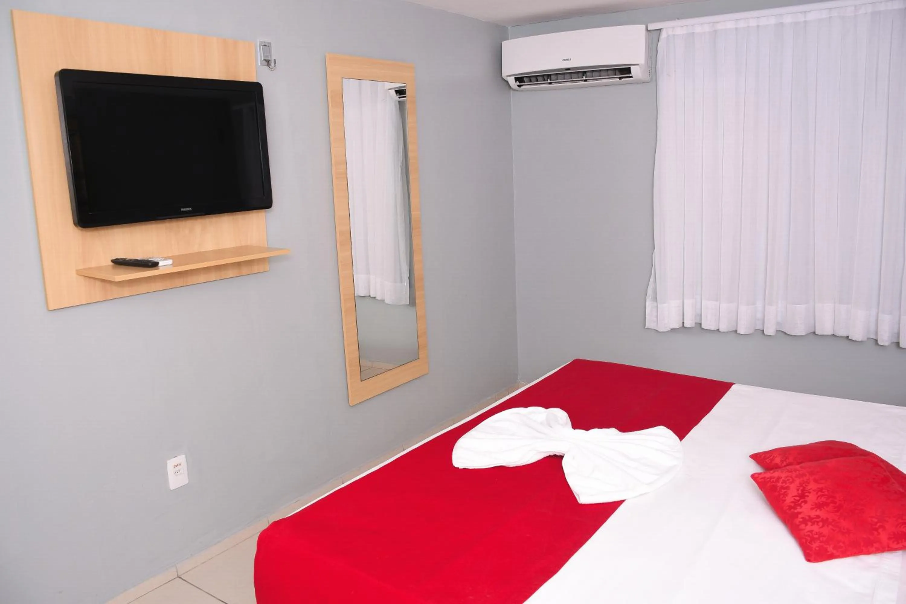 Bedroom, Bed in Hotel Fortaleza Inn