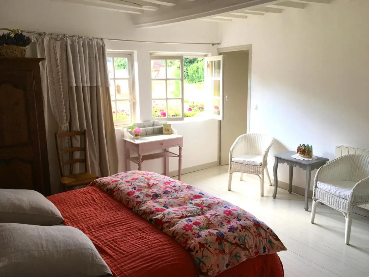 Bed in L'Atelier de Tess