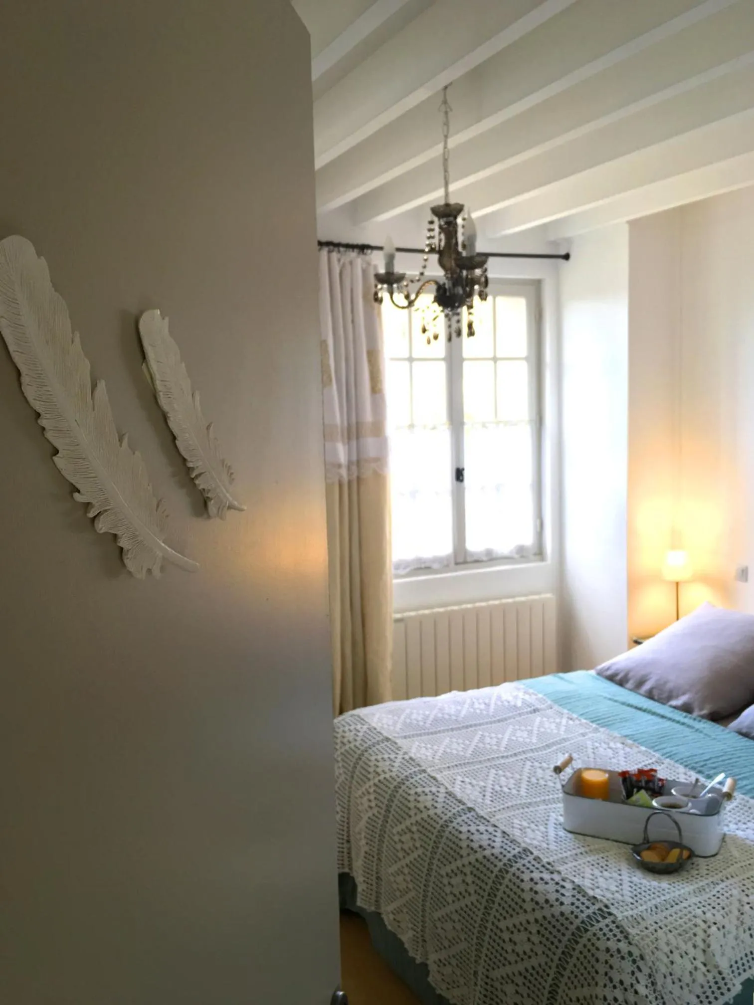 Bed in L'Atelier de Tess