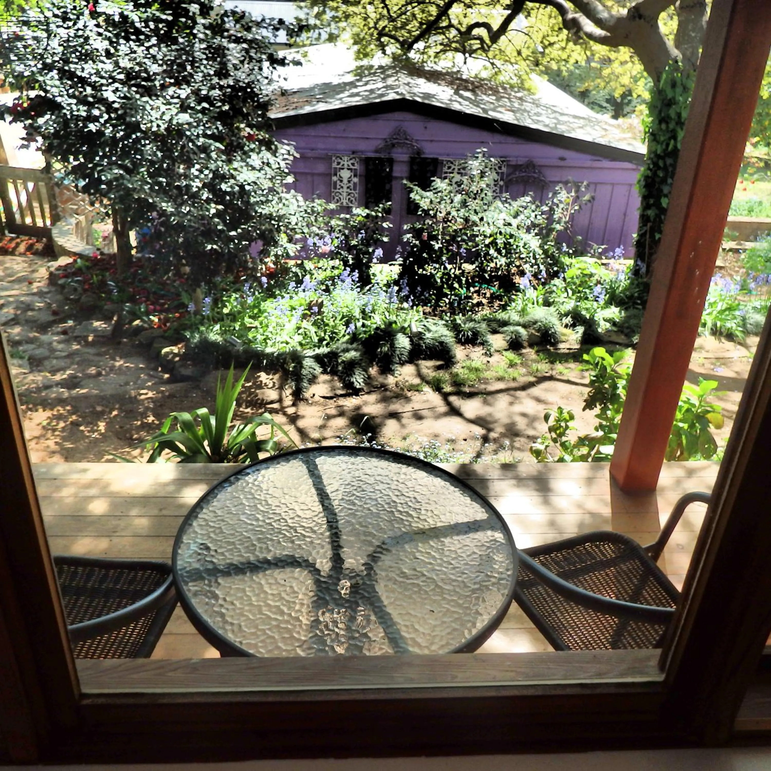 Bowral Road Art Gallery Bed and Breakfast