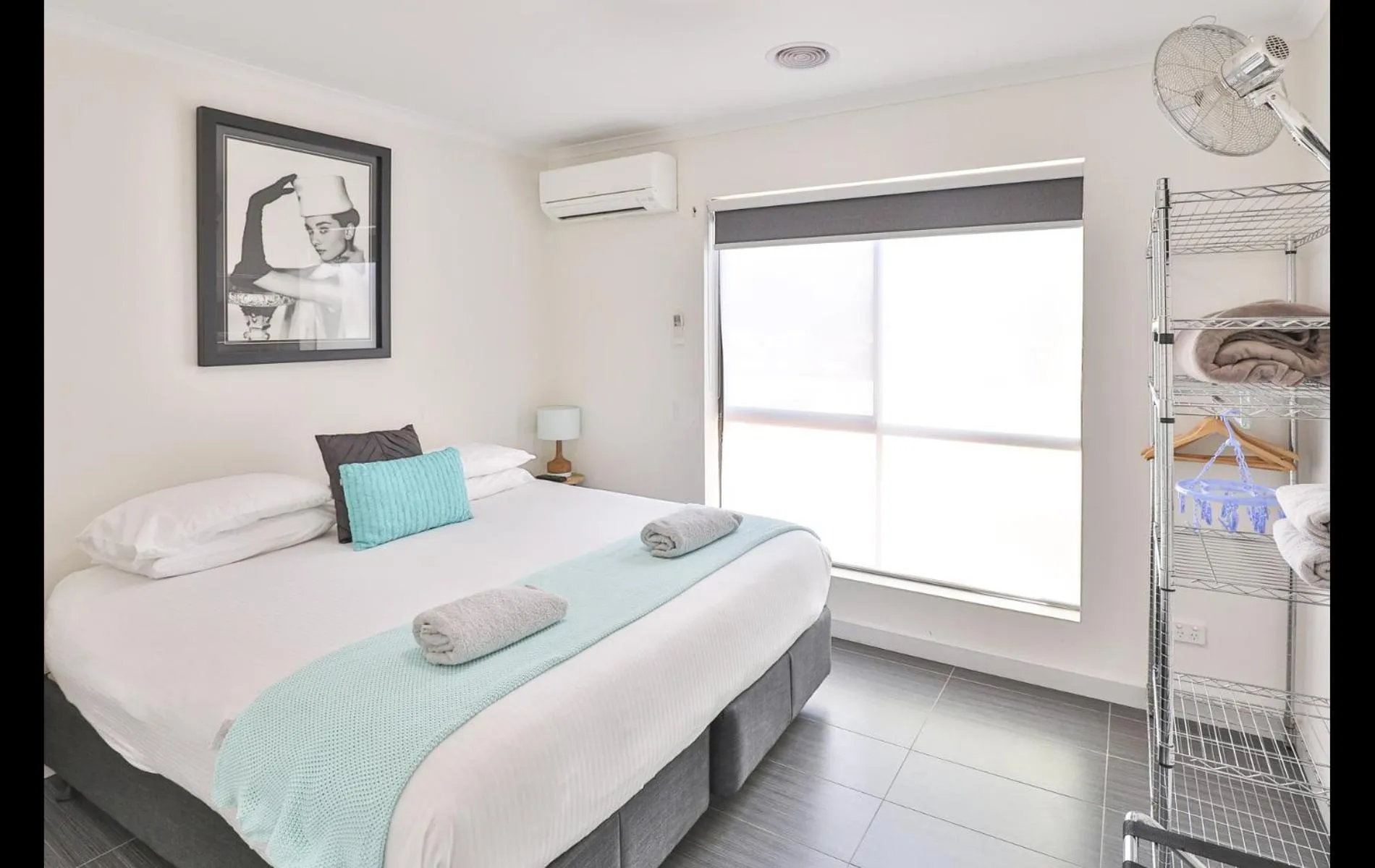 Bed in Mildura Holiday Villas