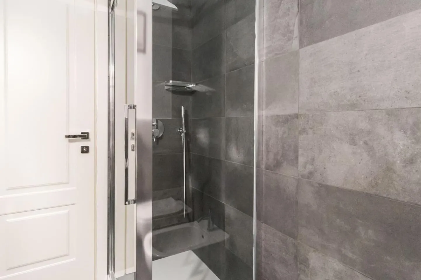 Shower in Italianway - Vigevano 13