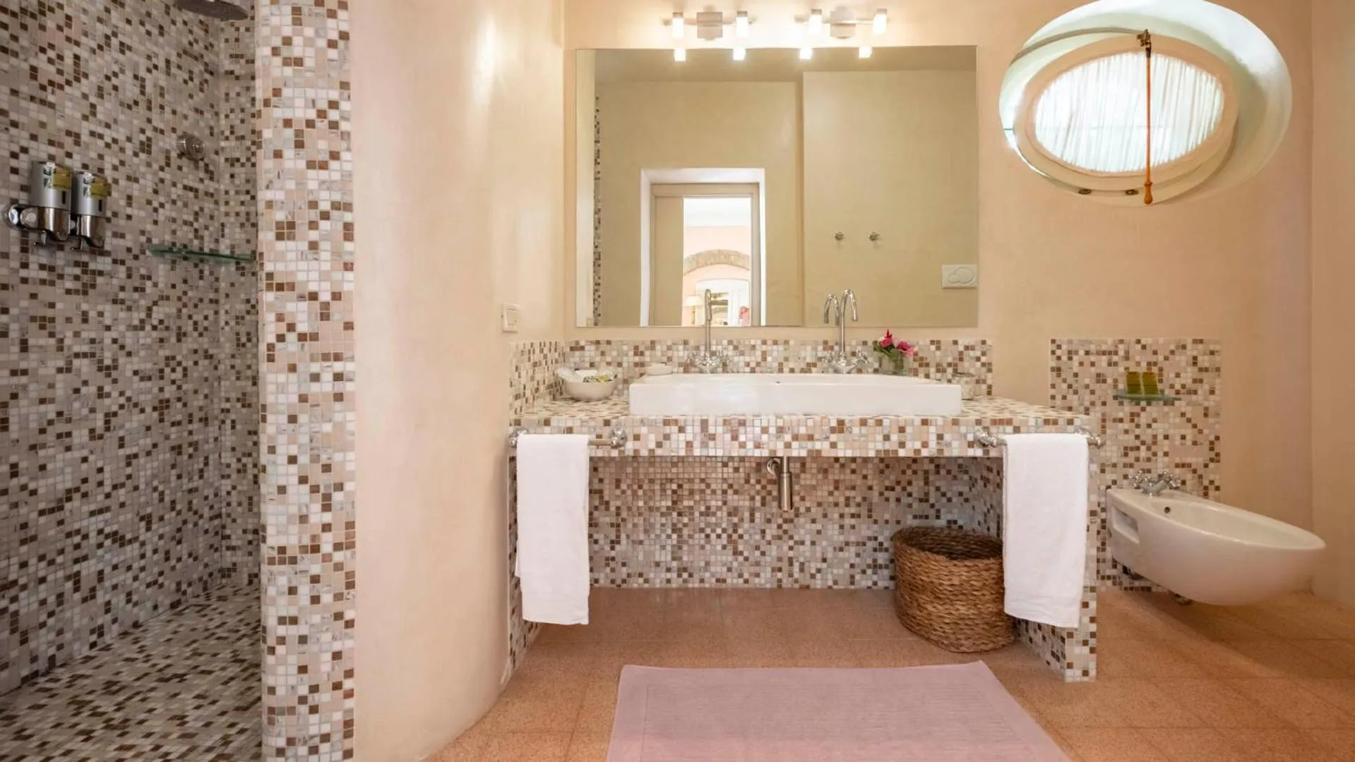 Bathroom in Tenuta il Sassone - Wine&Food