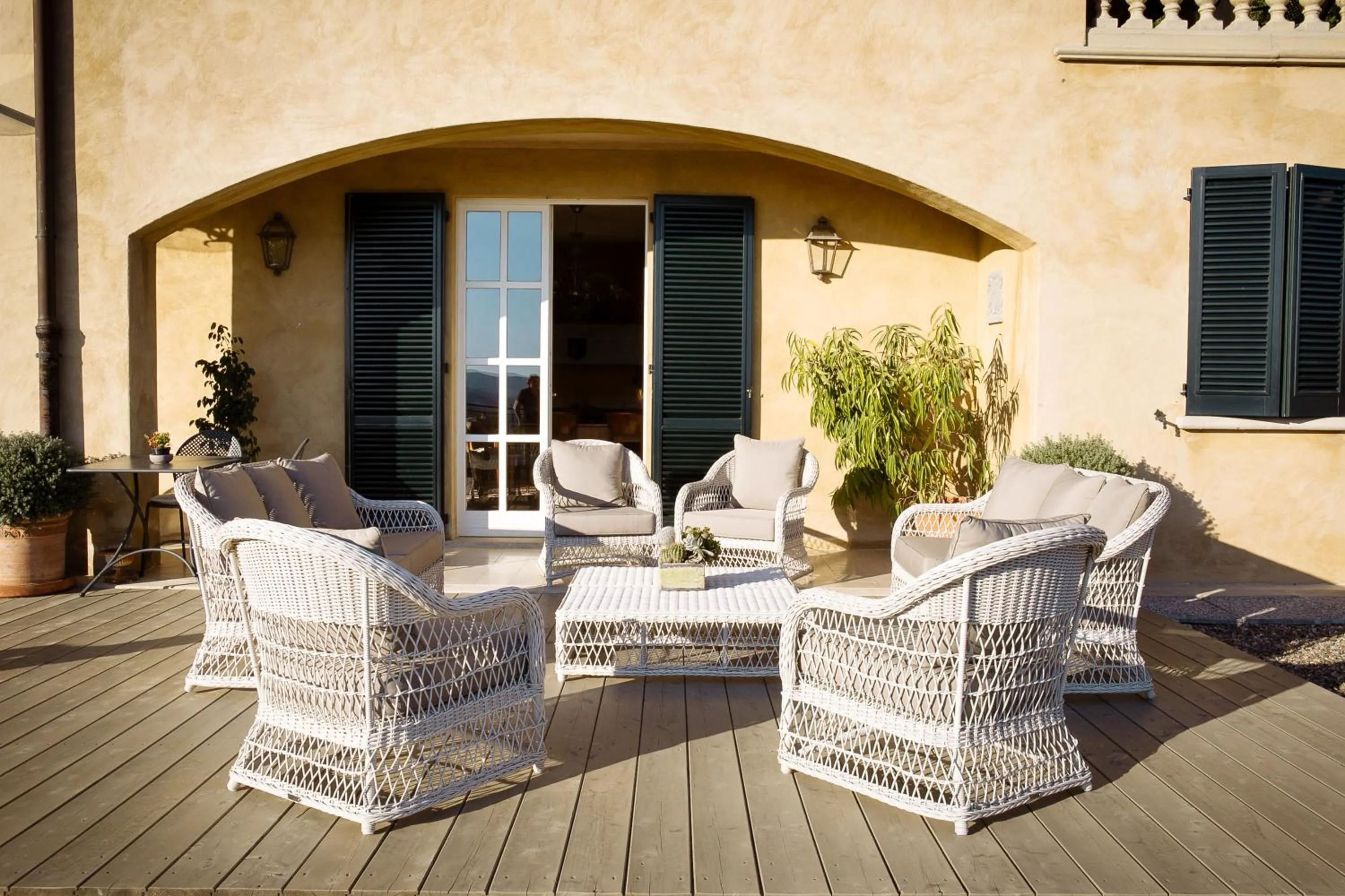 Patio in Tenuta il Sassone - Wine&Food