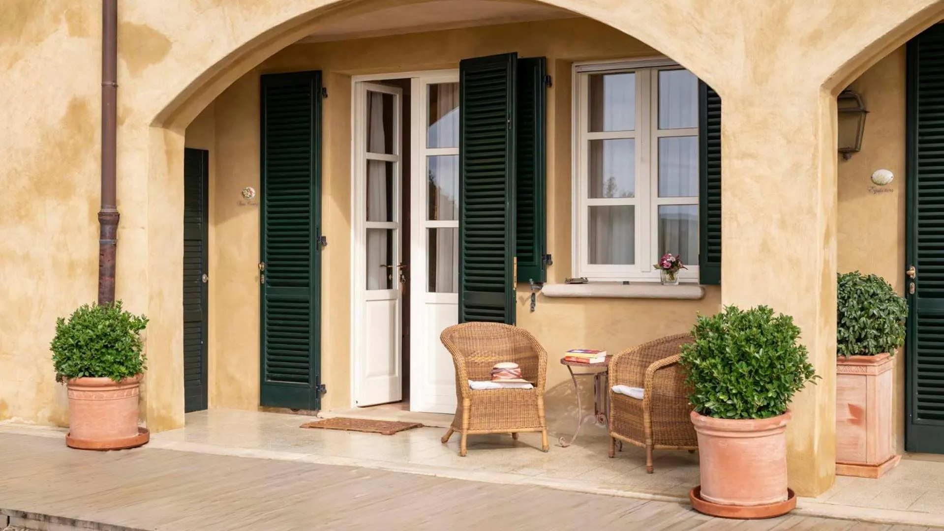 Patio in Tenuta il Sassone - Wine&Food