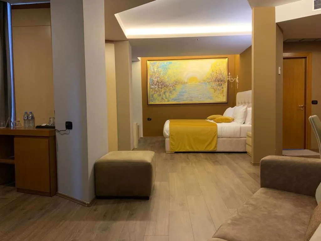 Bed in Albanopolis Hotel