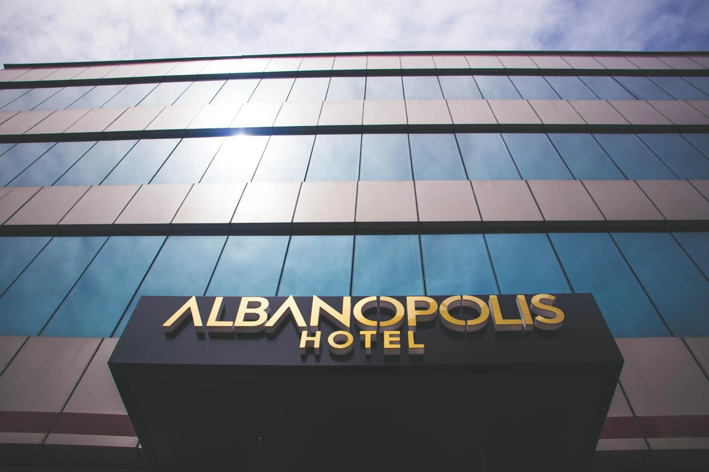 Facade/entrance in Albanopolis Hotel
