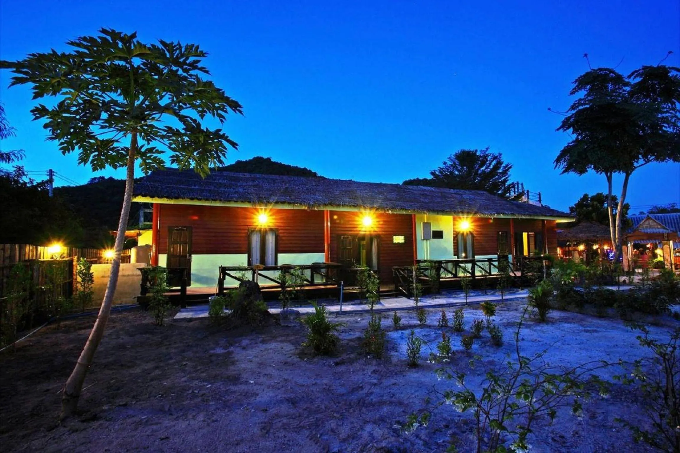 Property building in PP Red Tuna Hut