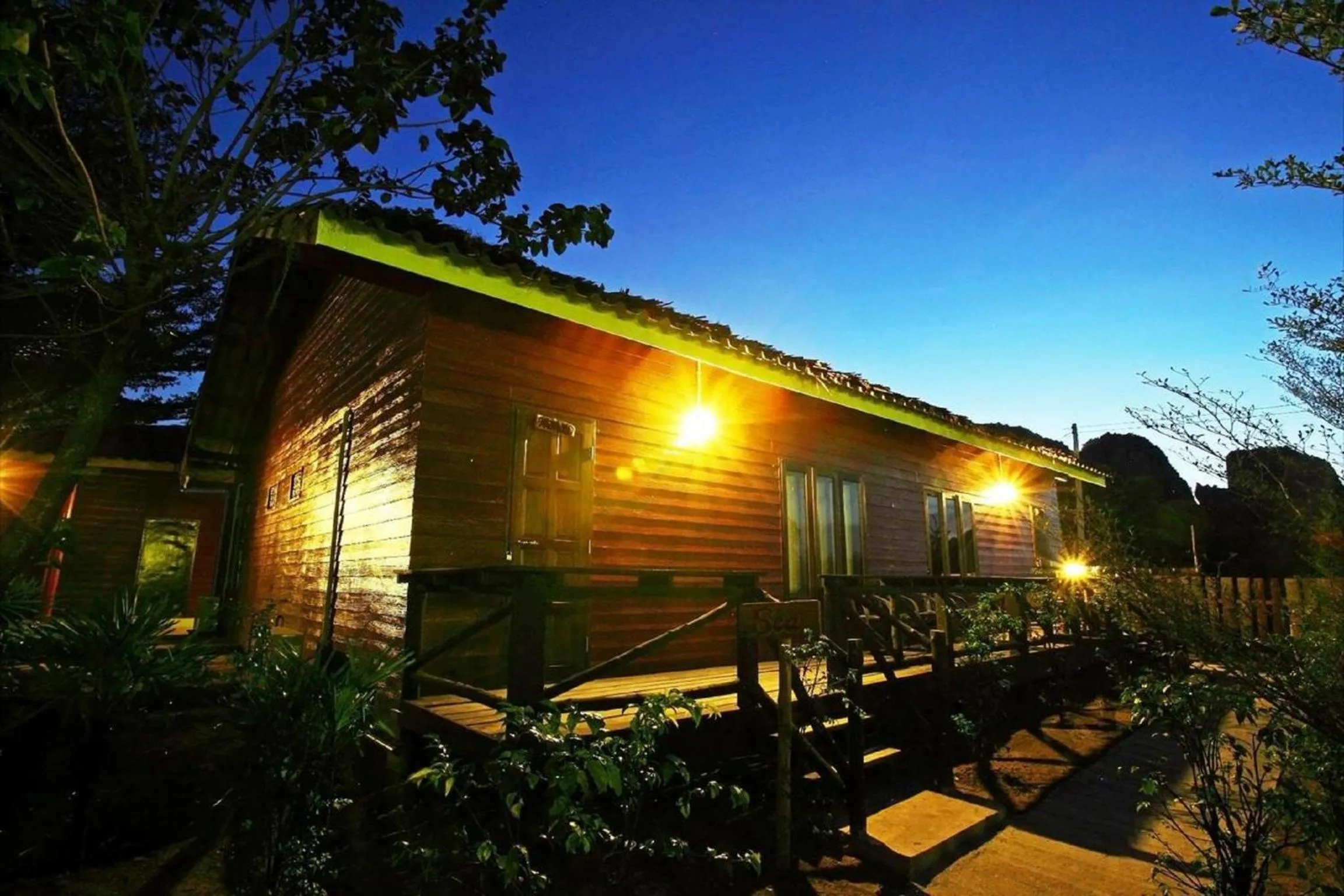 Property building in PP Red Tuna Hut