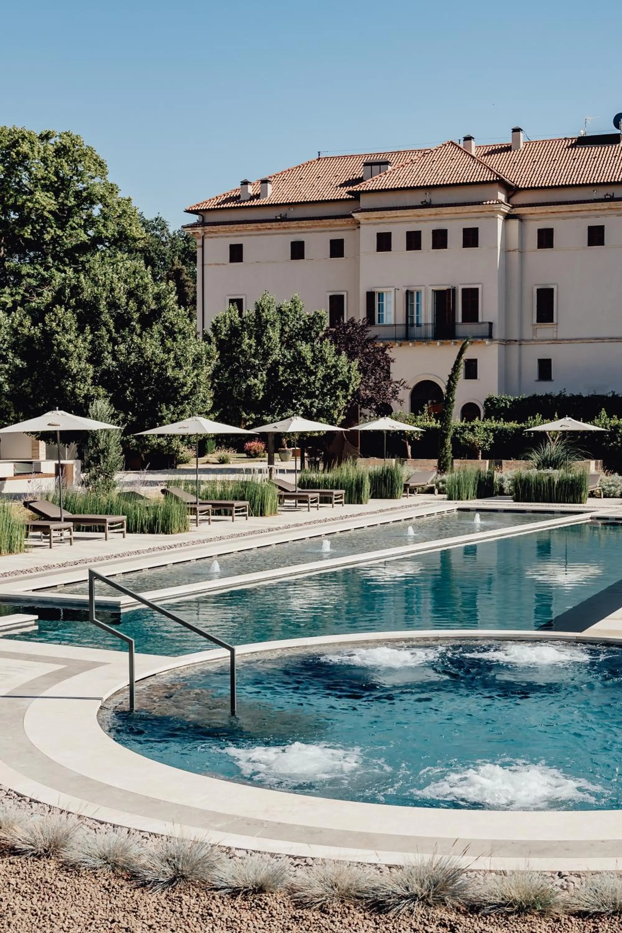 Hot Tub in Villa Corallo