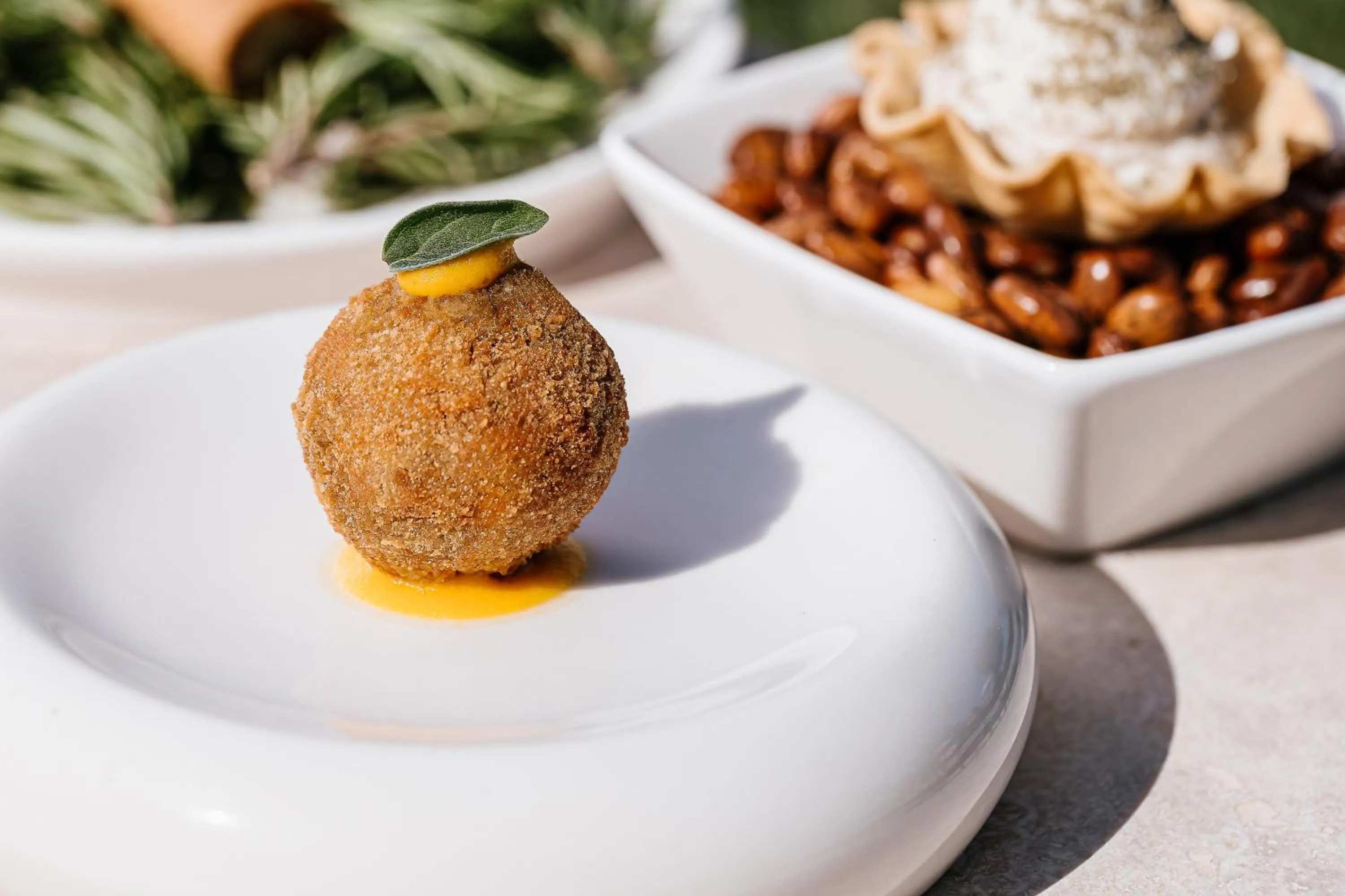 Restaurant/places to eat in Villa Corallo