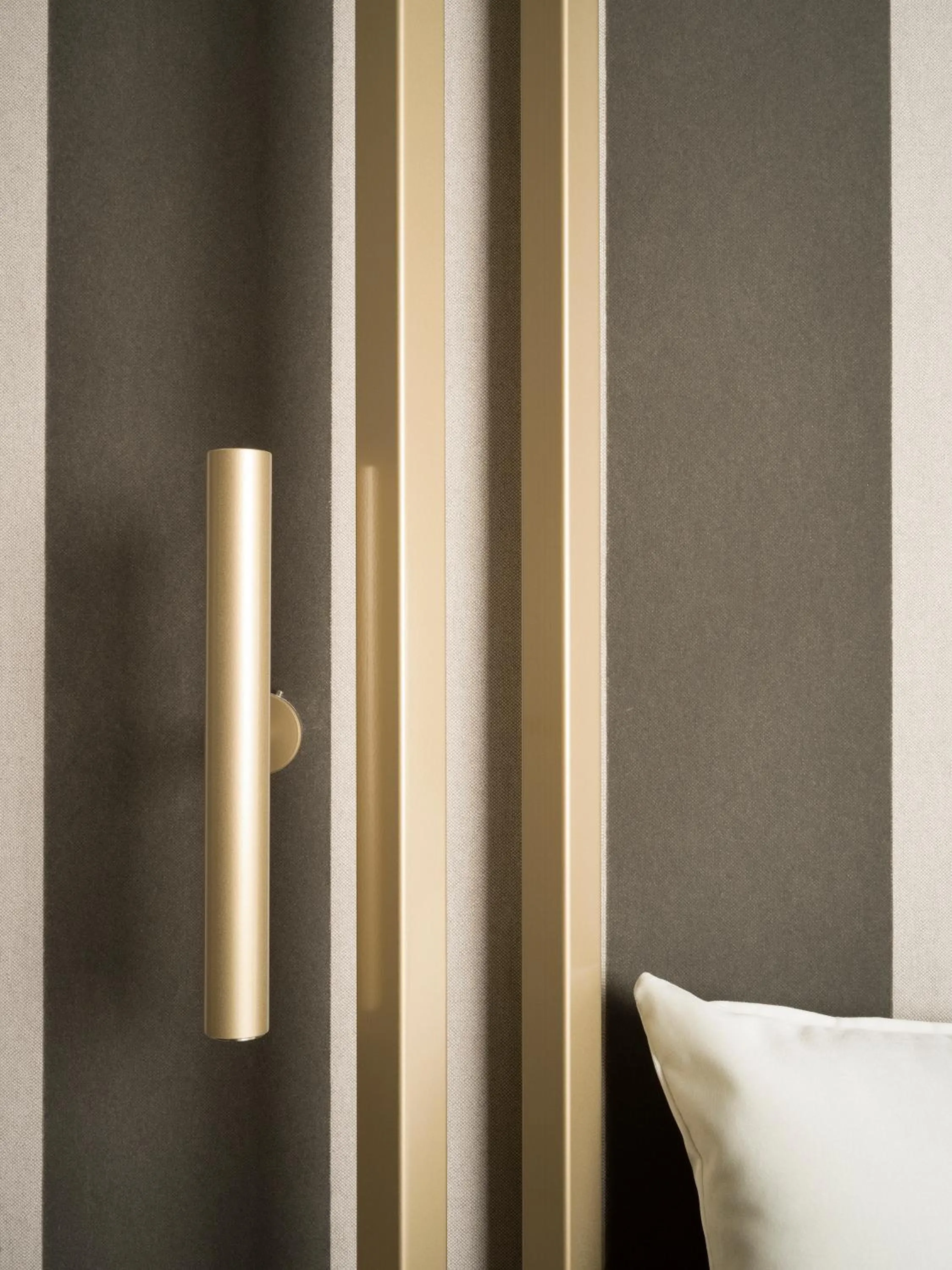 Decorative detail, Bed in Villa Corallo