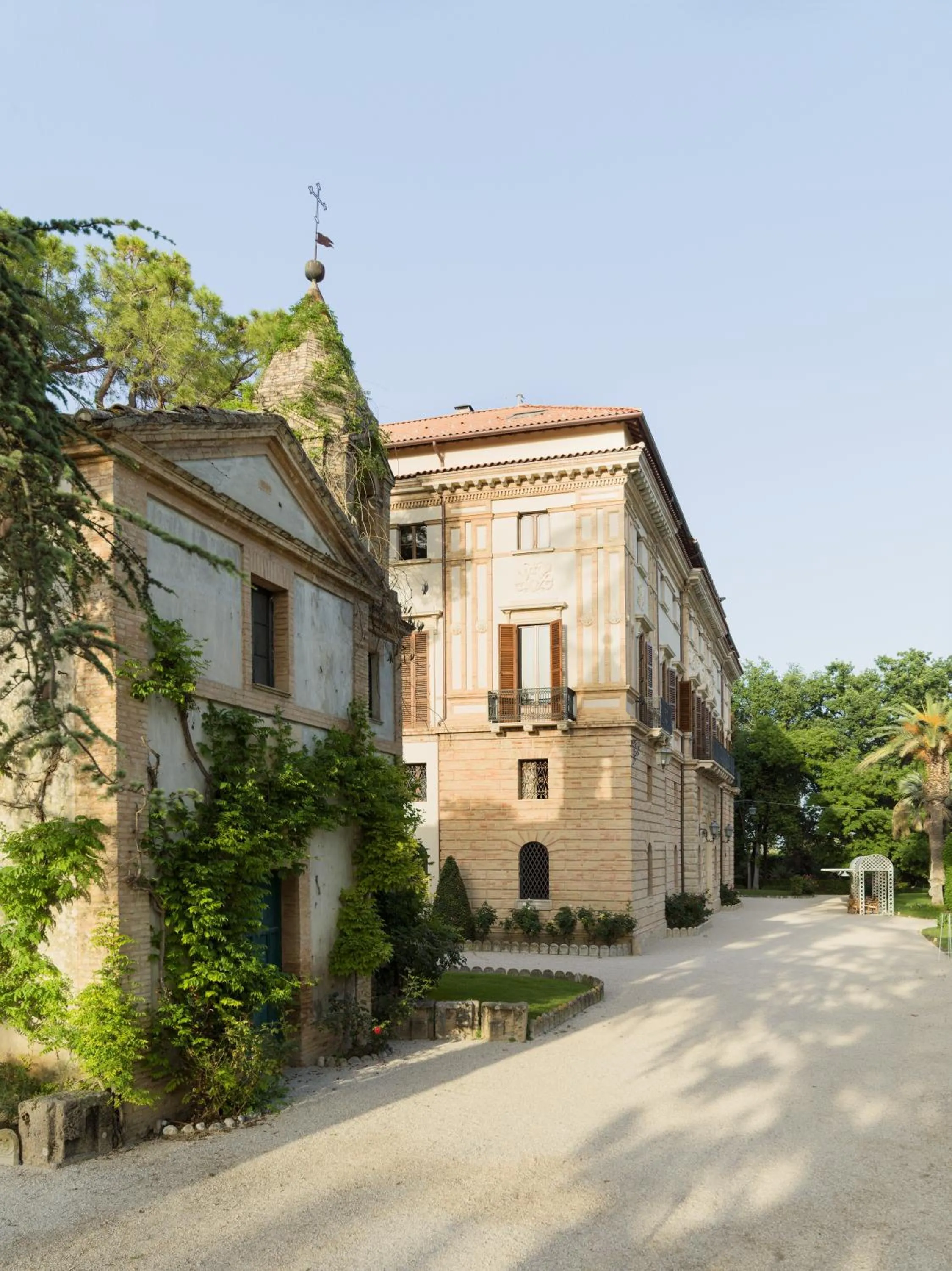 Property building in Villa Corallo