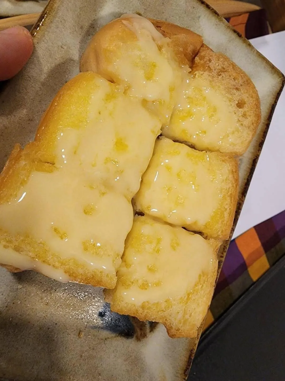 Boutique Poo-Yai Lee