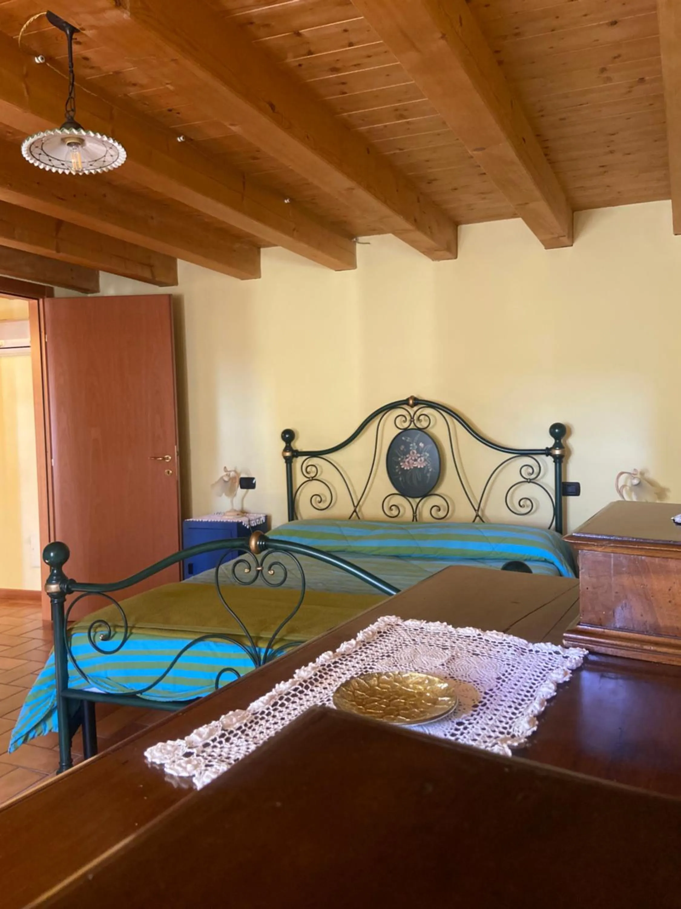 Bed in RELAIS ANTICA CORTE AL MOLINO - Adults Only