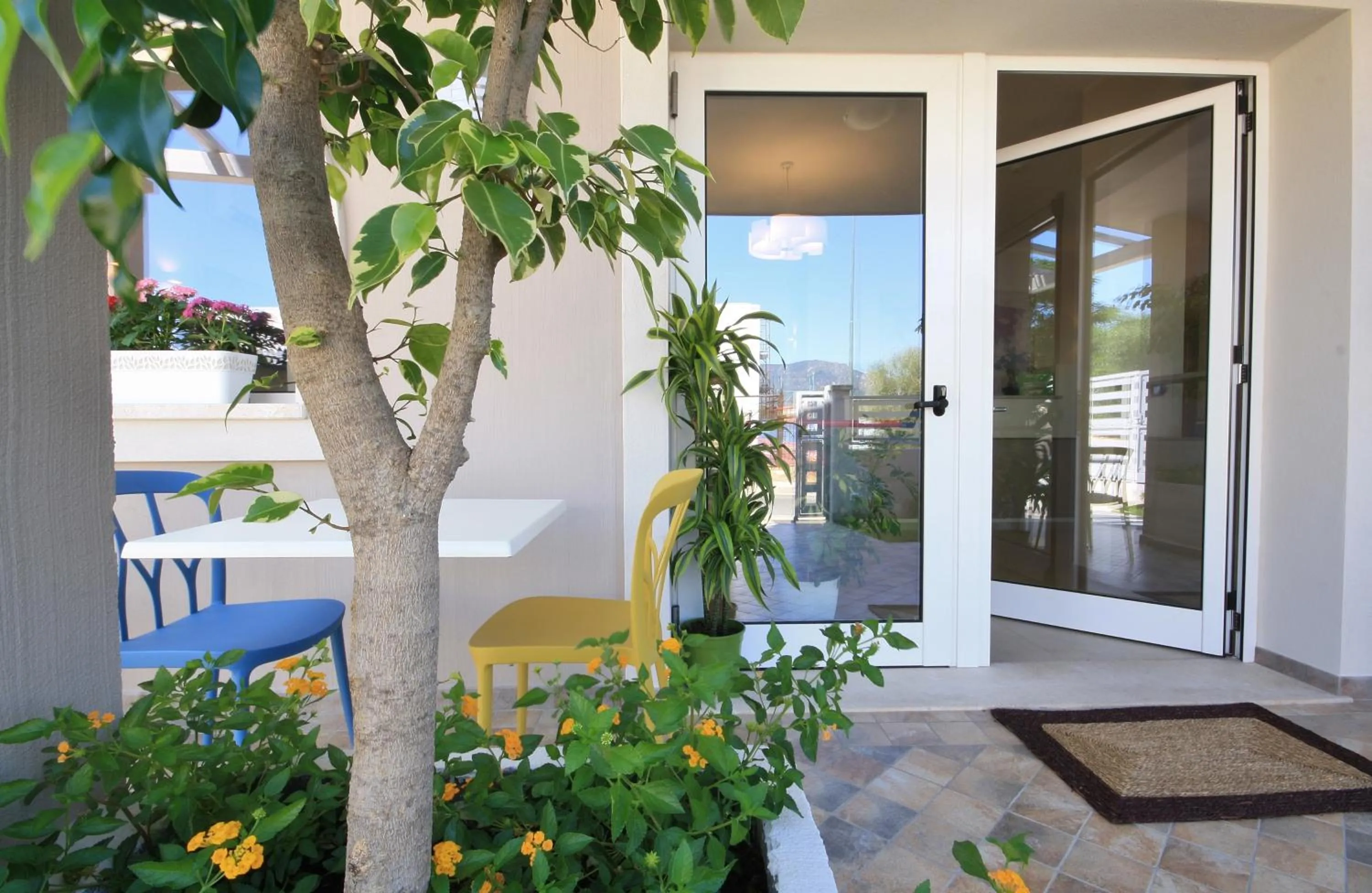 Property building in New Ca'Mea