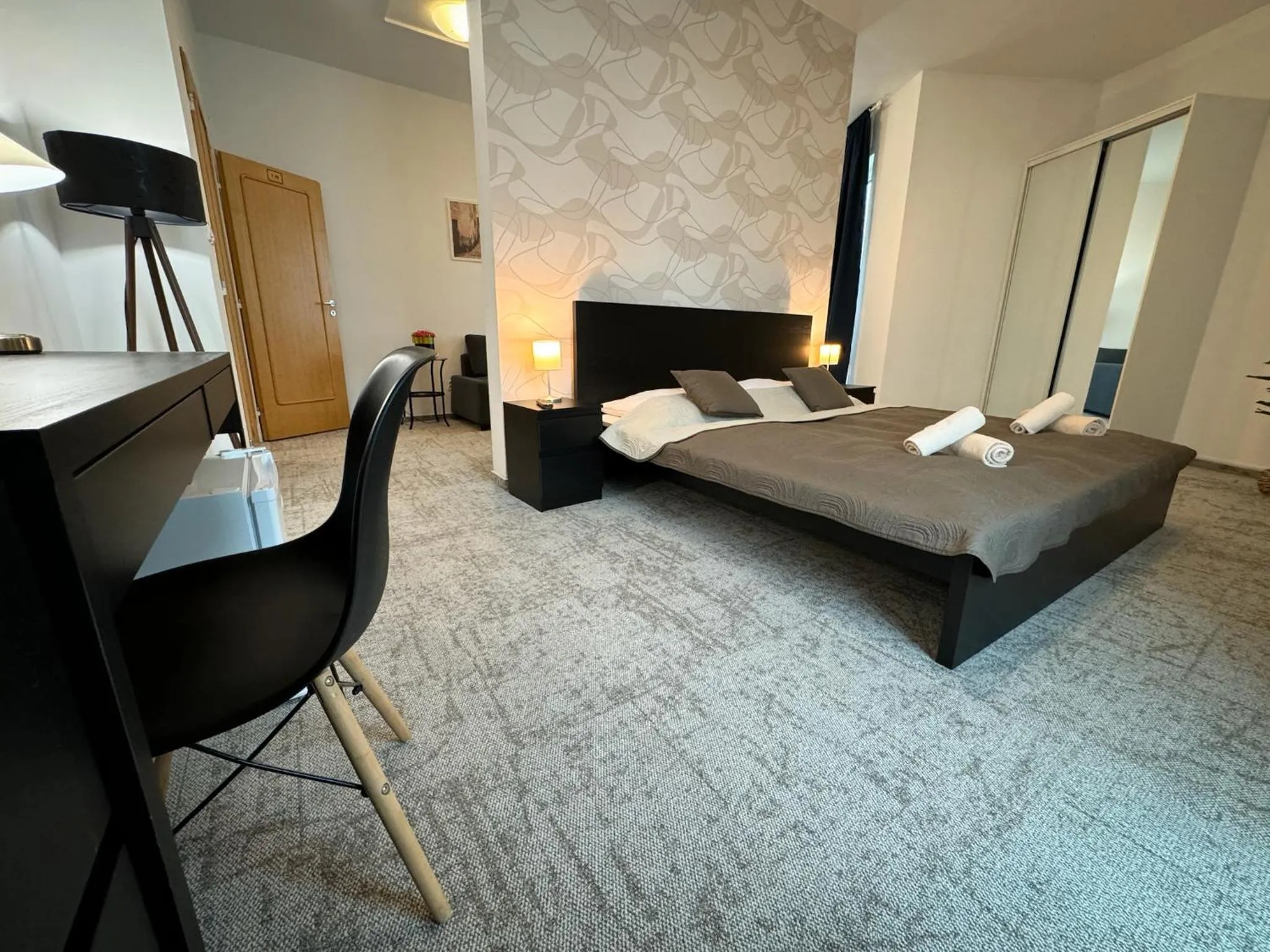 Photo of the whole room, Bed in Hotel Modena