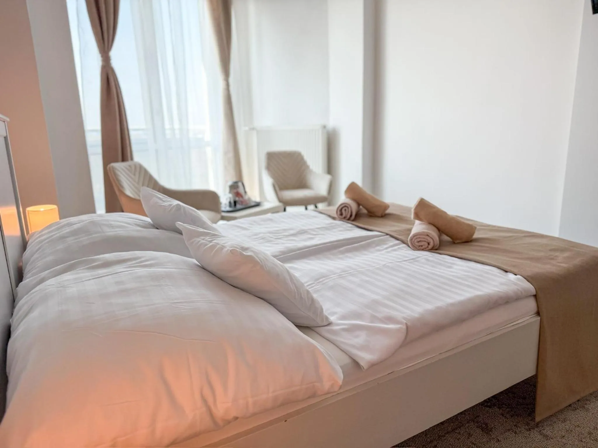 Photo of the whole room, Bed in Hotel Modena