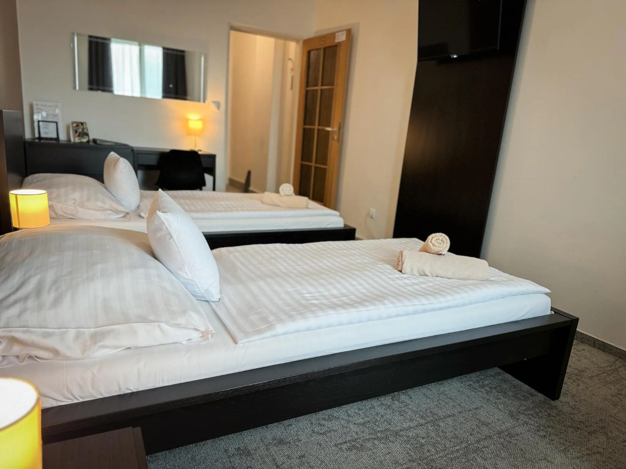 Photo of the whole room, Bed in Hotel Modena