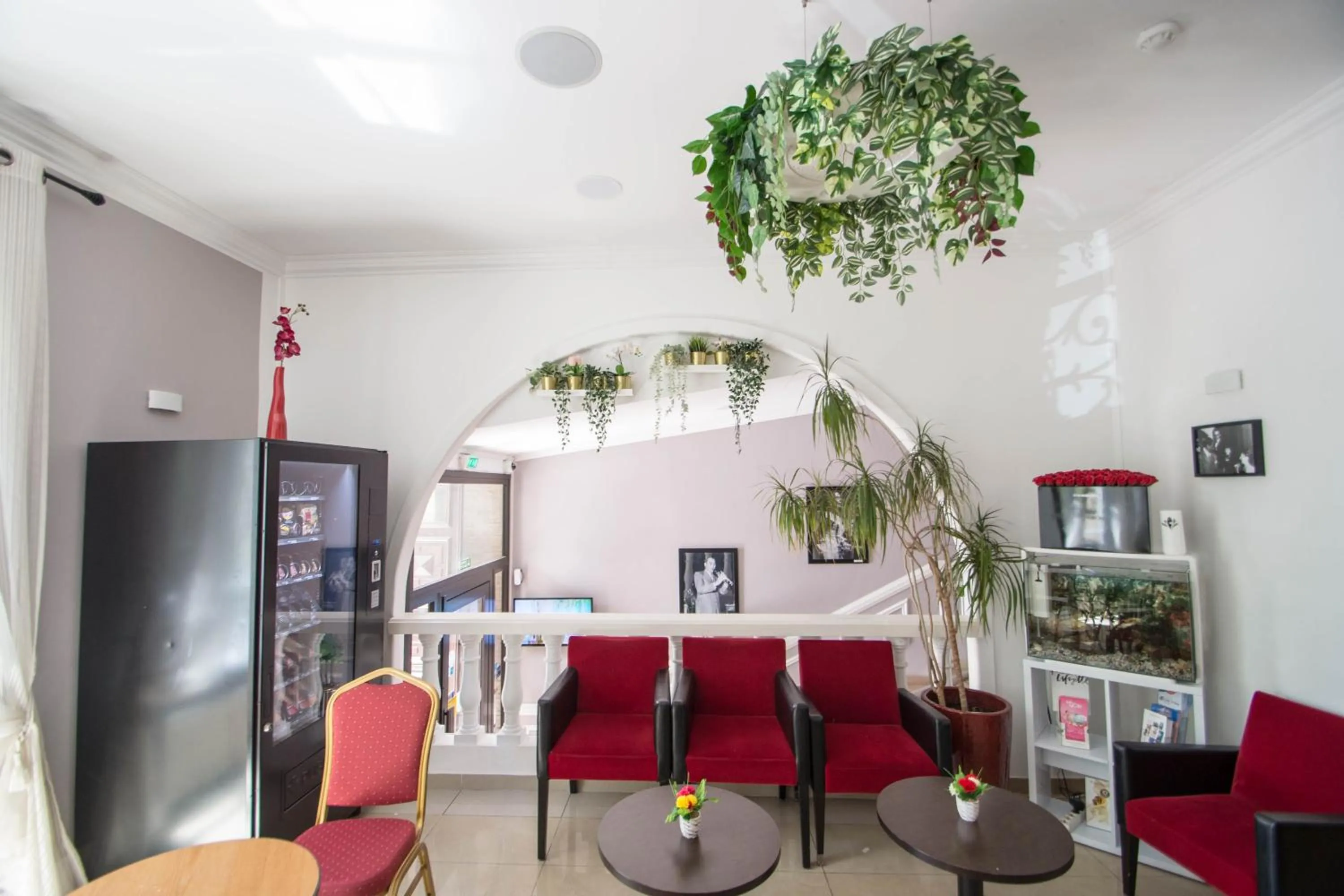 Decorative detail in Hôtel Parisien