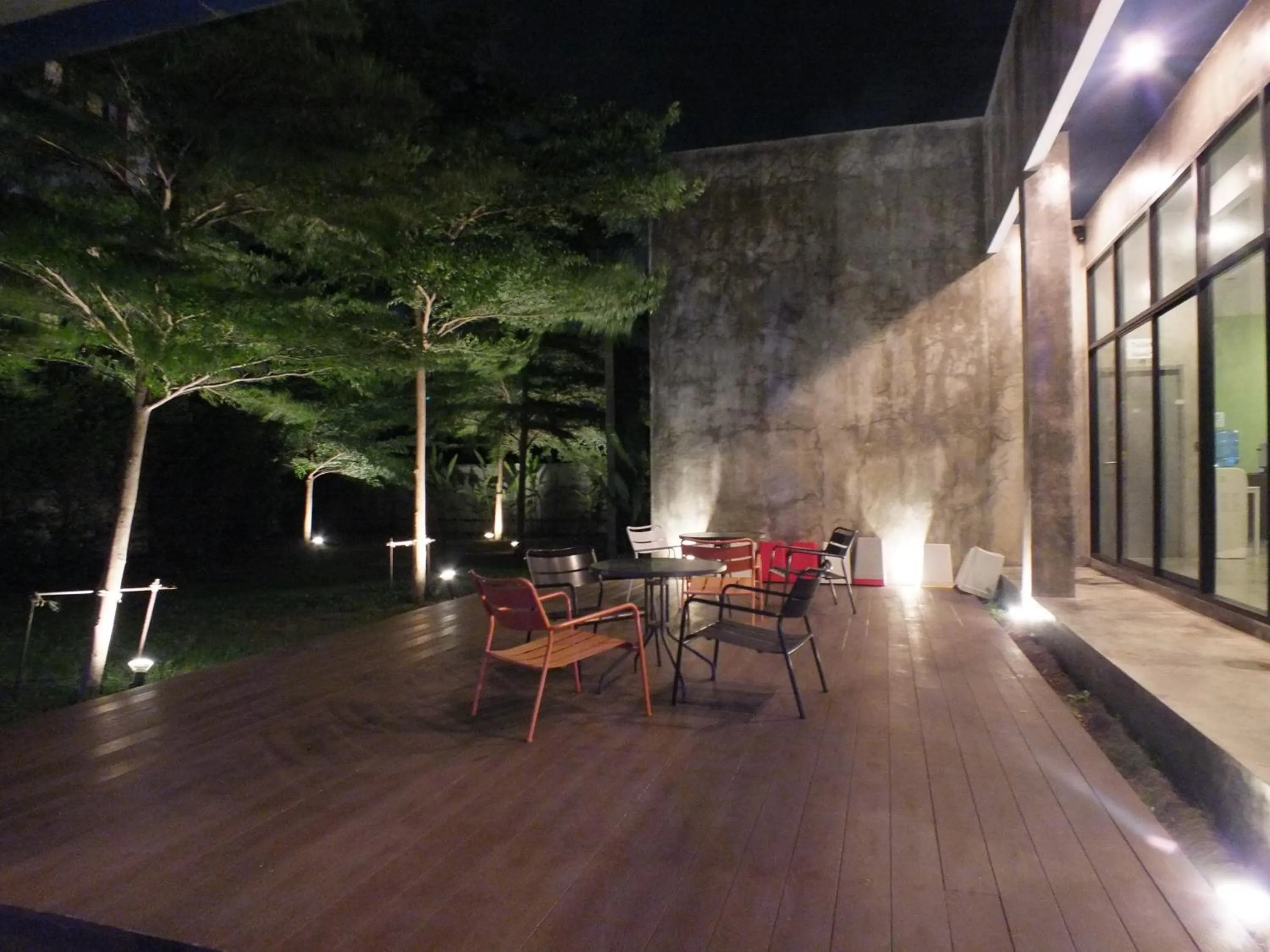 BBQ facilities in Hub de Leaf @ Rayong