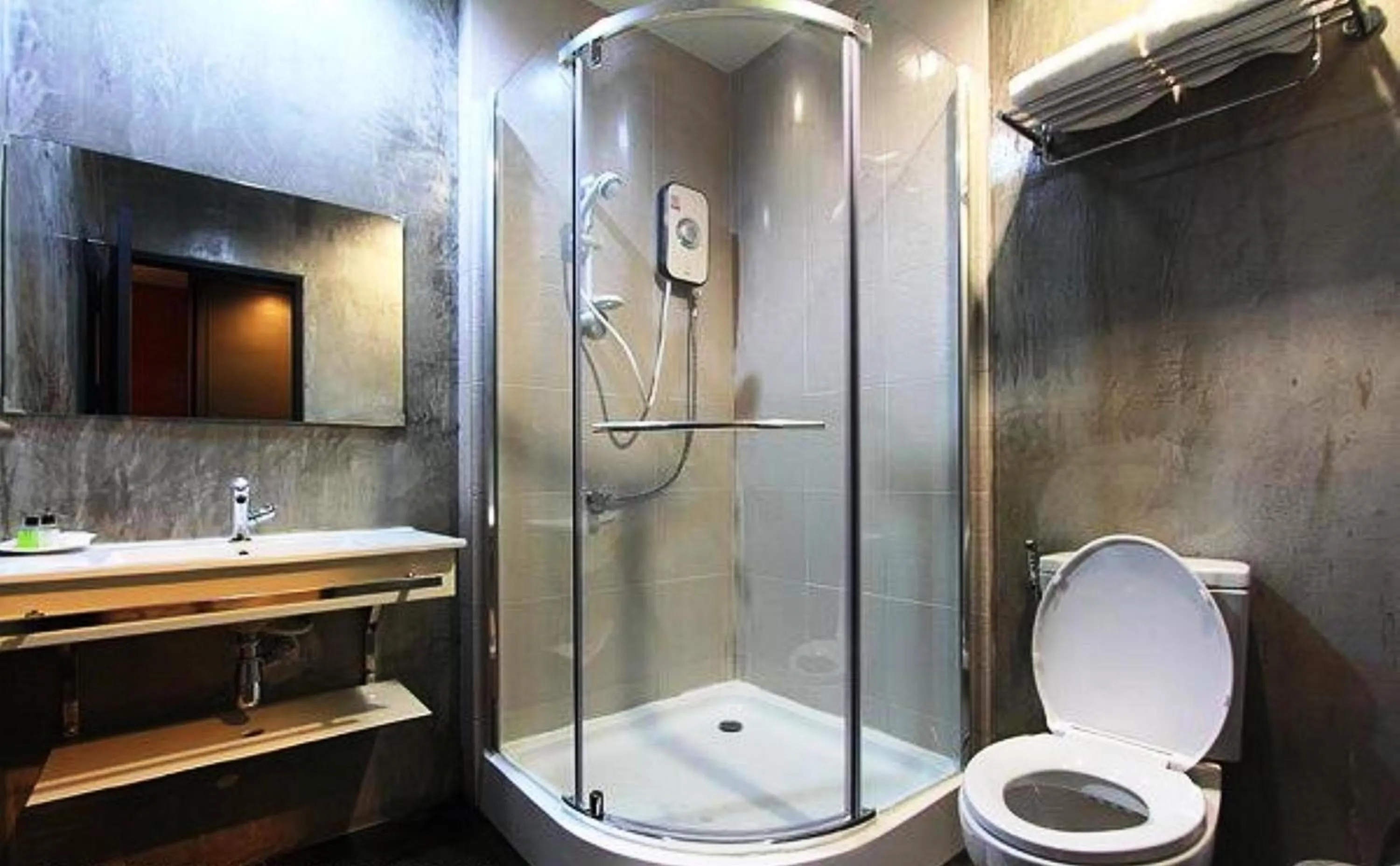 Bathroom in Hub de Leaf @ Rayong