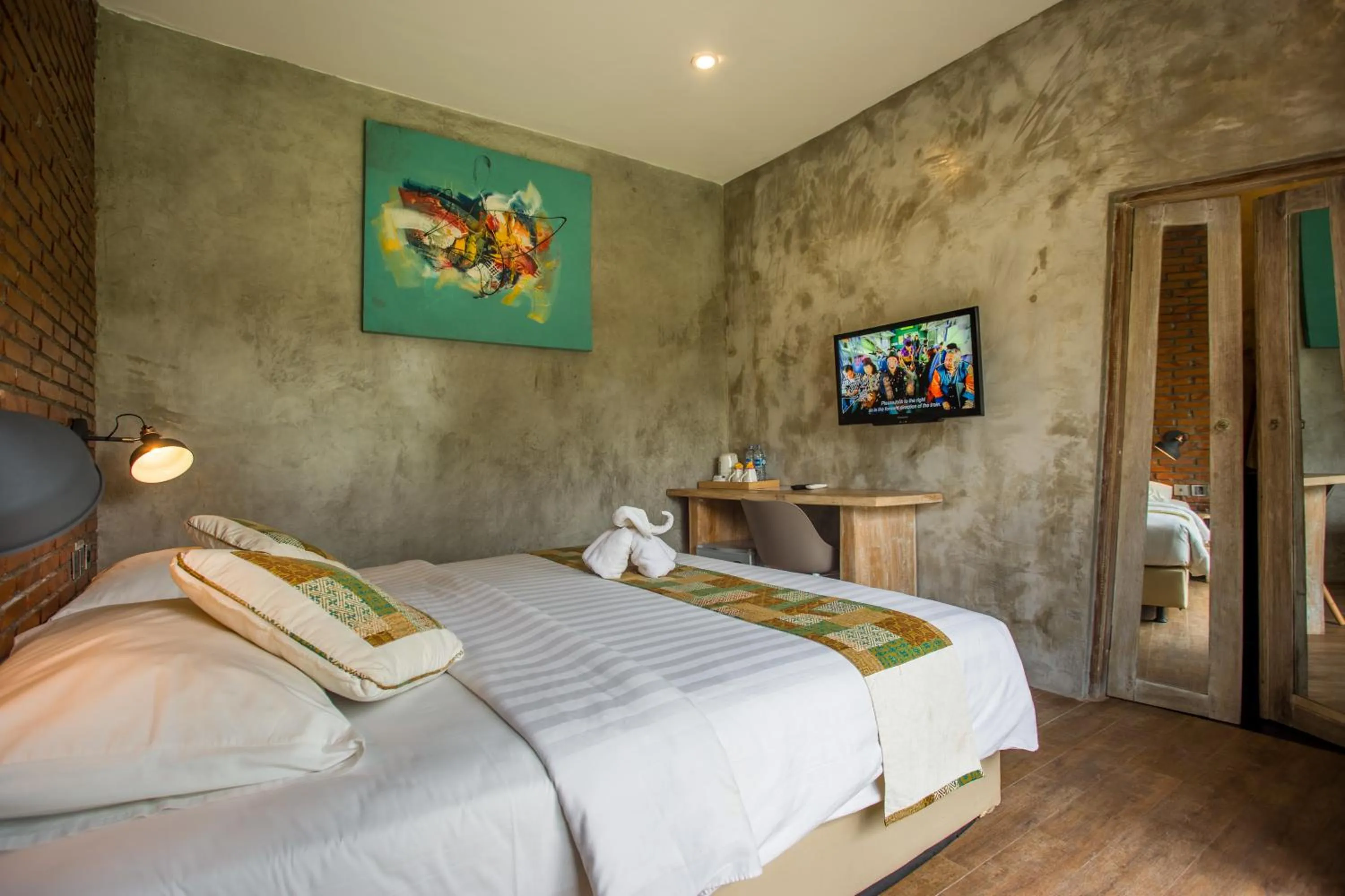 Photo of the whole room, Bed in Bali Breezz Hotel