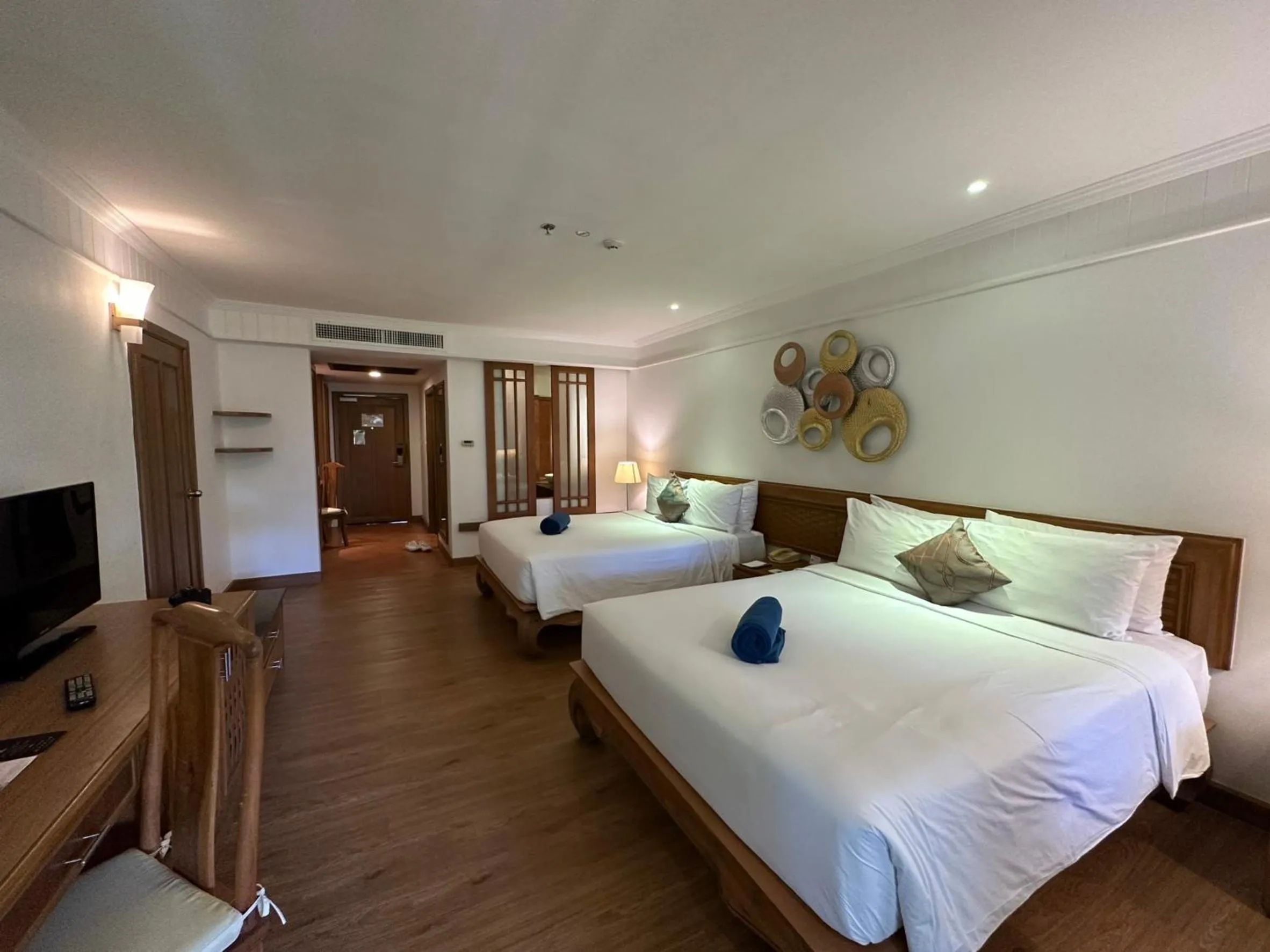 Photo of the whole room, Bed in Seaview Resort Khao Lak - SHA Plus