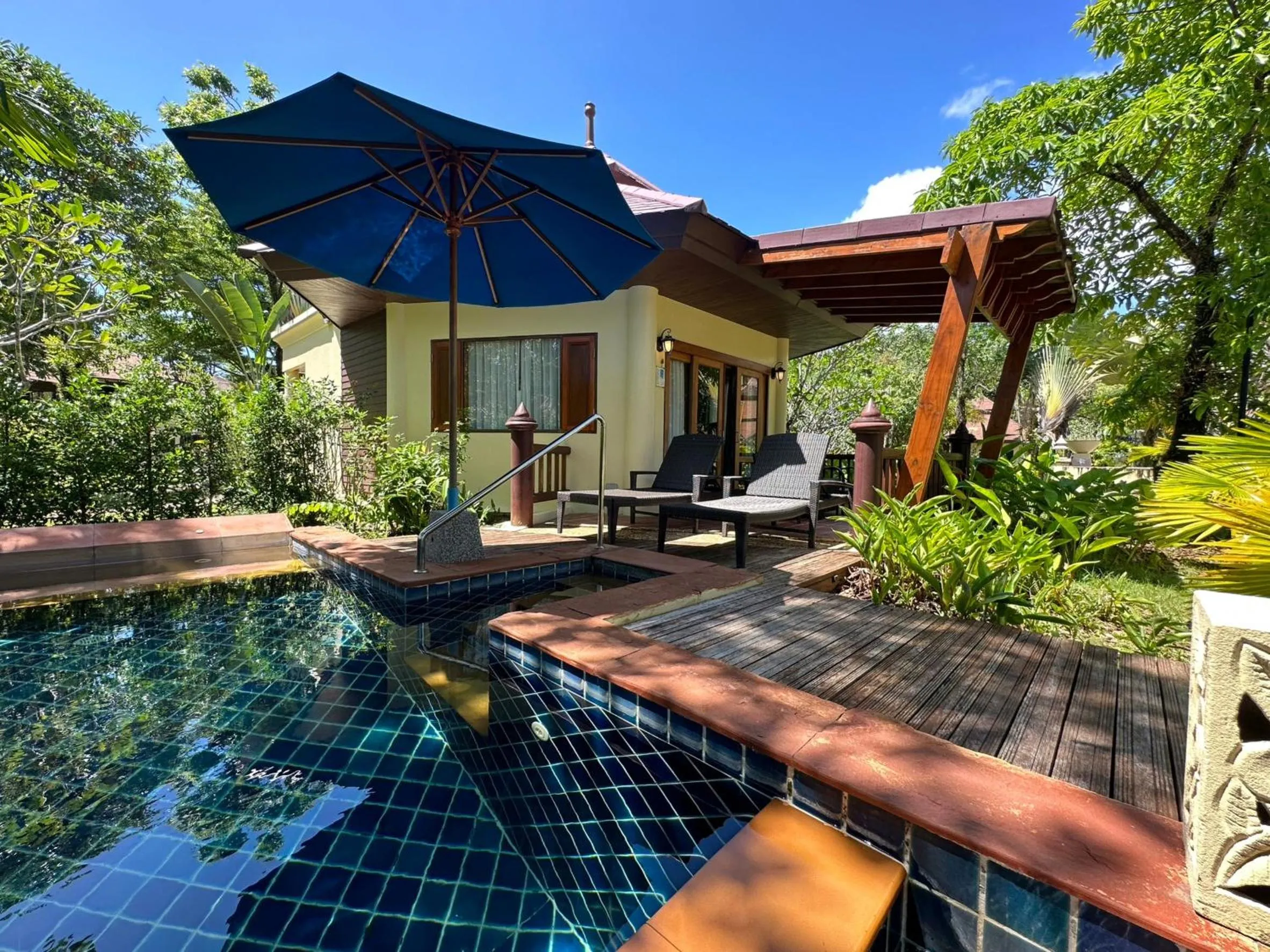 Pool view in Seaview Resort Khao Lak - SHA Plus