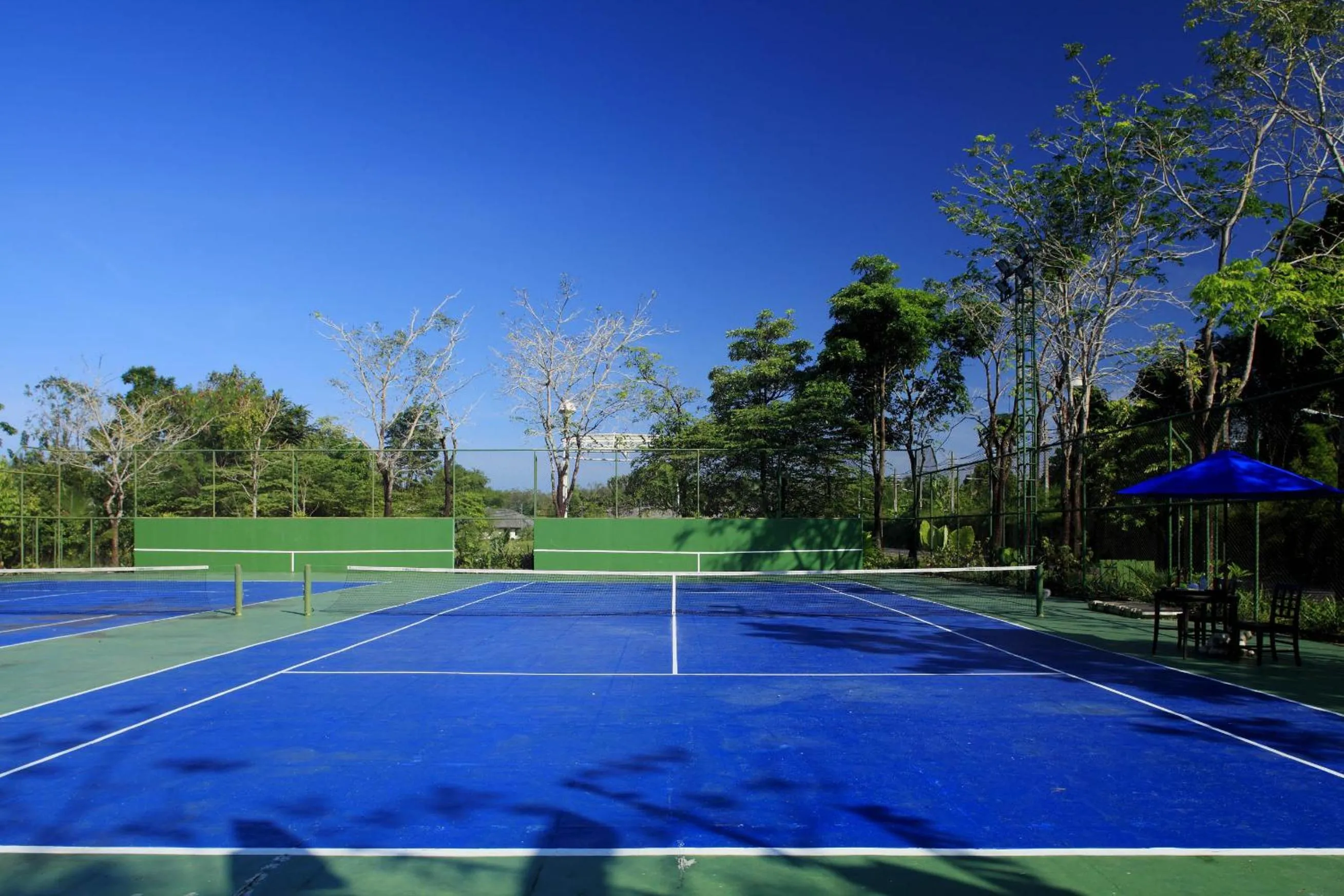 Tennis court in Seaview Resort Khao Lak - SHA Plus